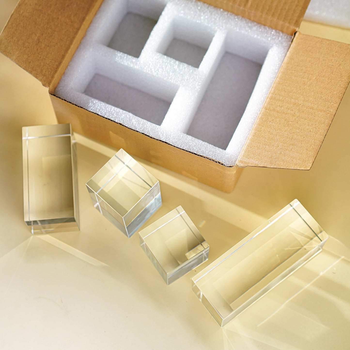 ZEERSHEE Set of 4 Clear Glass Display Blocks, Transparent Solid Square Glass Risers for Jewelry, Collectibles, Cosmetics, Mini Figures, Craft & Retail Display