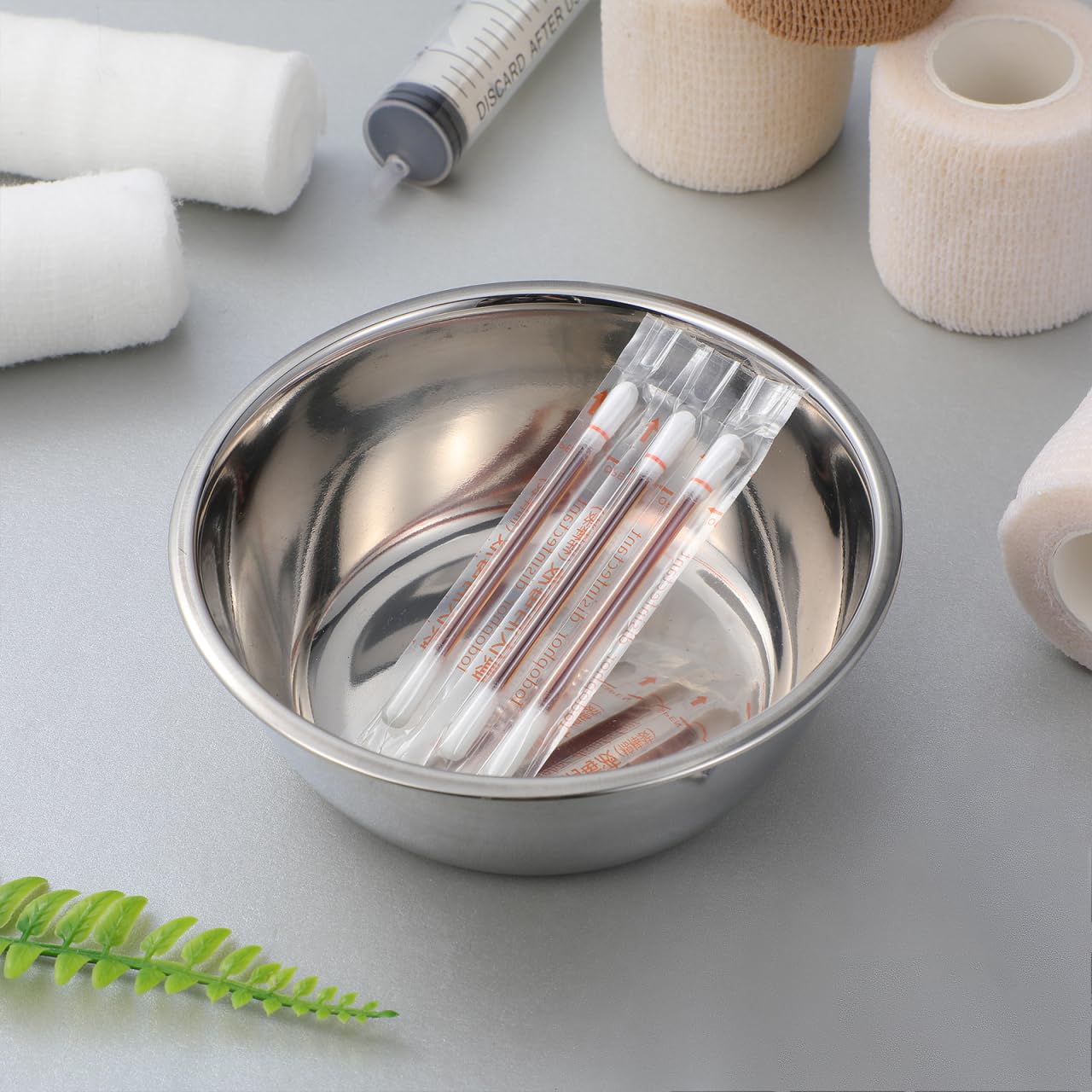 Baluue 2pcs Medical Bowl Bowls Thickened Iodine Cups with Seamless Construction Basin, Medical Stainless Steel Bowls for Sponges Dressings Fluid