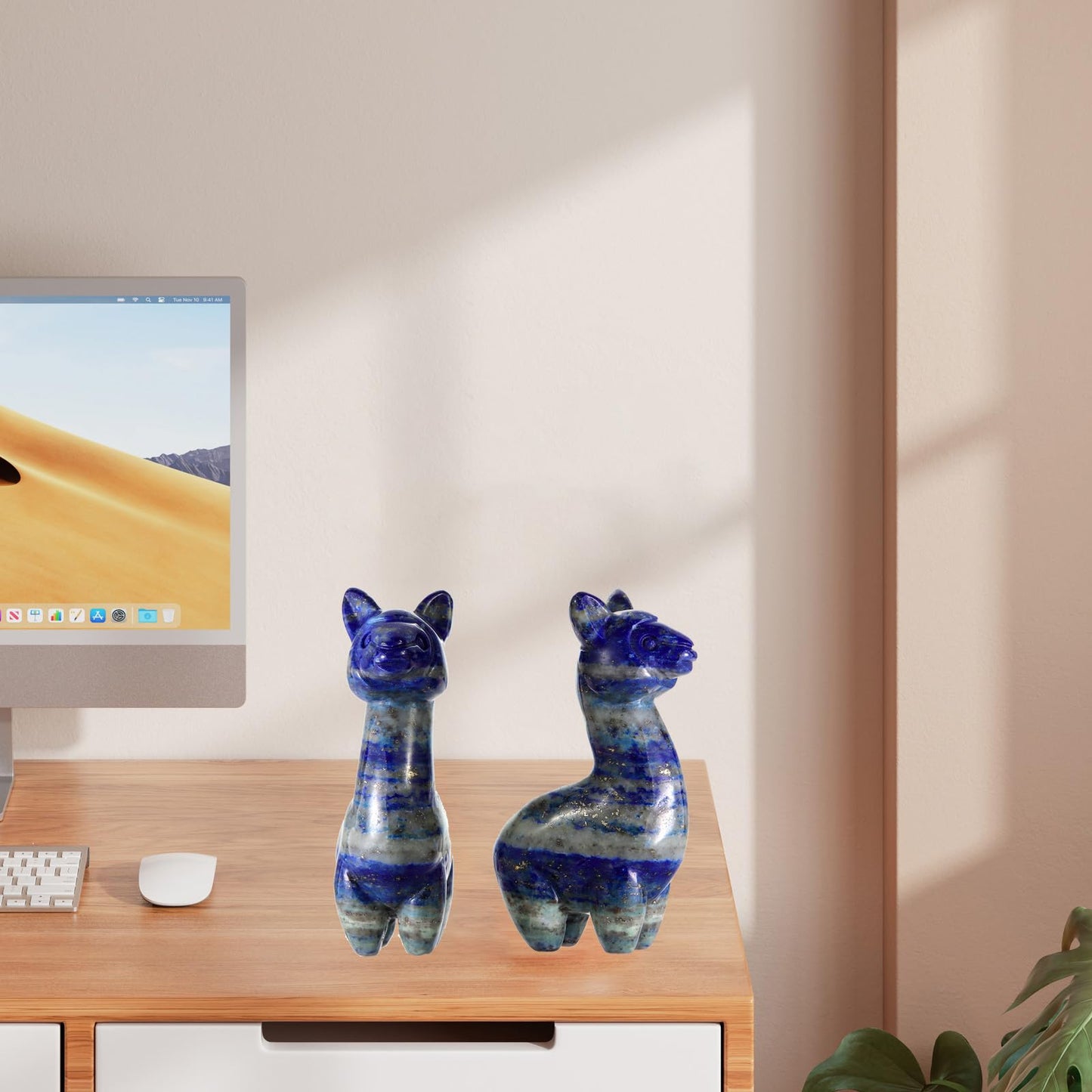 LEADGEM Lapis Lazuli Crystal Alpaca Statue Carved Blue Pocket Animal Carvings Figurine Healing Stone Sculpture for Home Office Decor Gift,2"