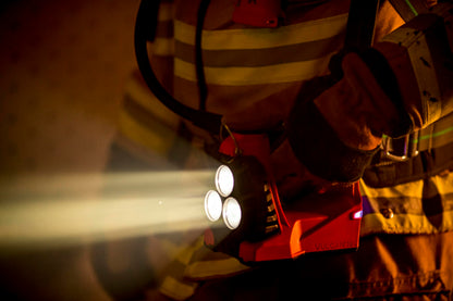 Streamlight 44330 Vulcan 180 HAZ-LO Class I DIV.1 450-Lumen Rechargeable Lantern/Portable Scene Light with Quick Release Shoulder Strap, Orange