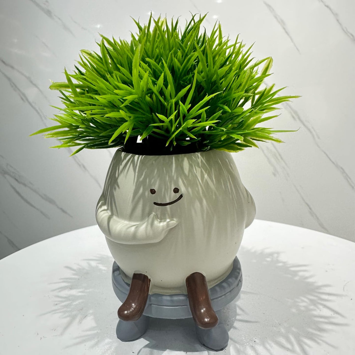 Lxiioae Smile Face Planter Pot Cute Face Planter Pot Funny Sitting on Chair Flower Succulent Pot with Drainage Hole