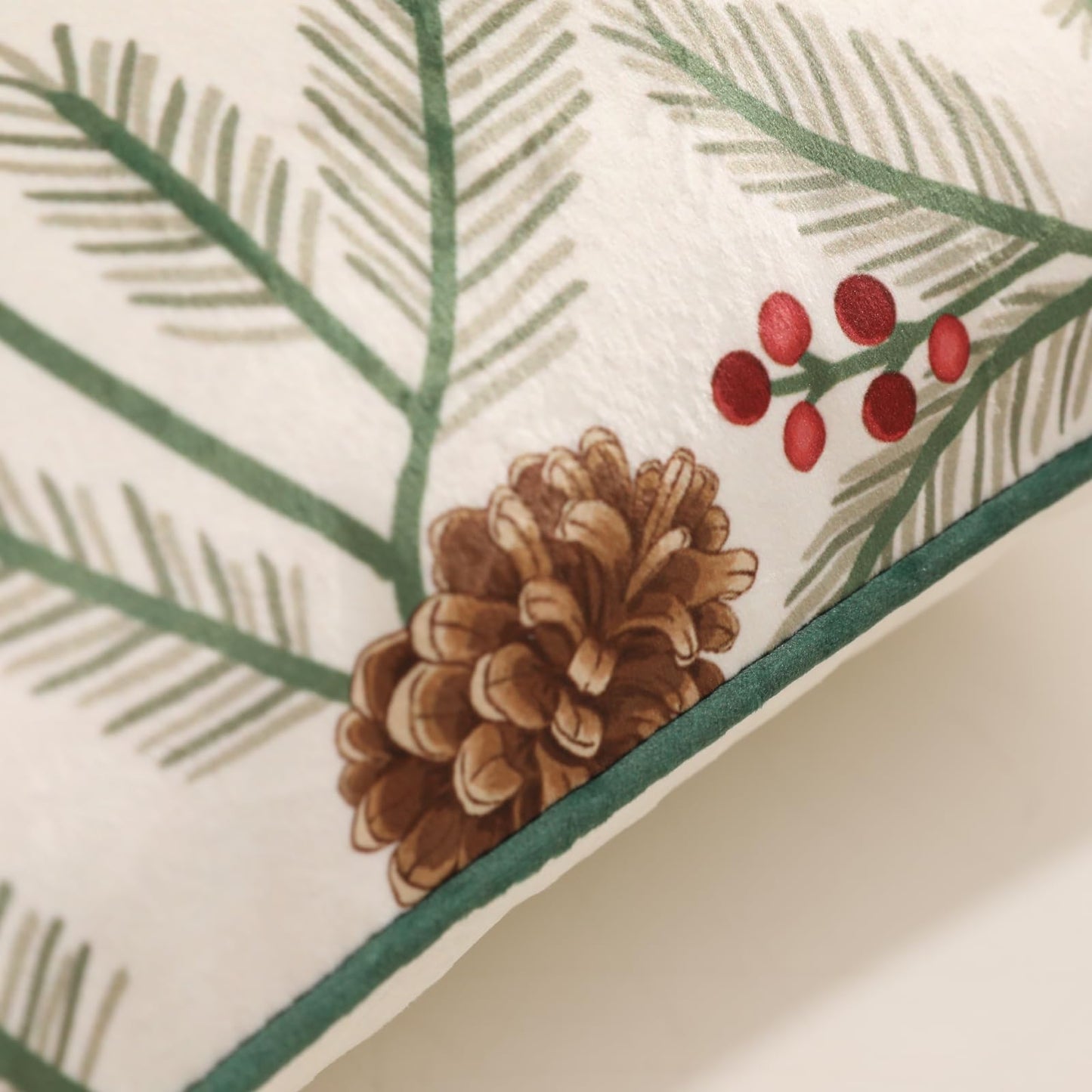 ISAENNE Design Square Classic Chrismas Style Throw Pillow Covers 18"x18", Green Soft Velvet Cushion Cover with Pinecone Leaves Pattern Decor Pillowcases for Bed,Living Room,Outdoor,Car