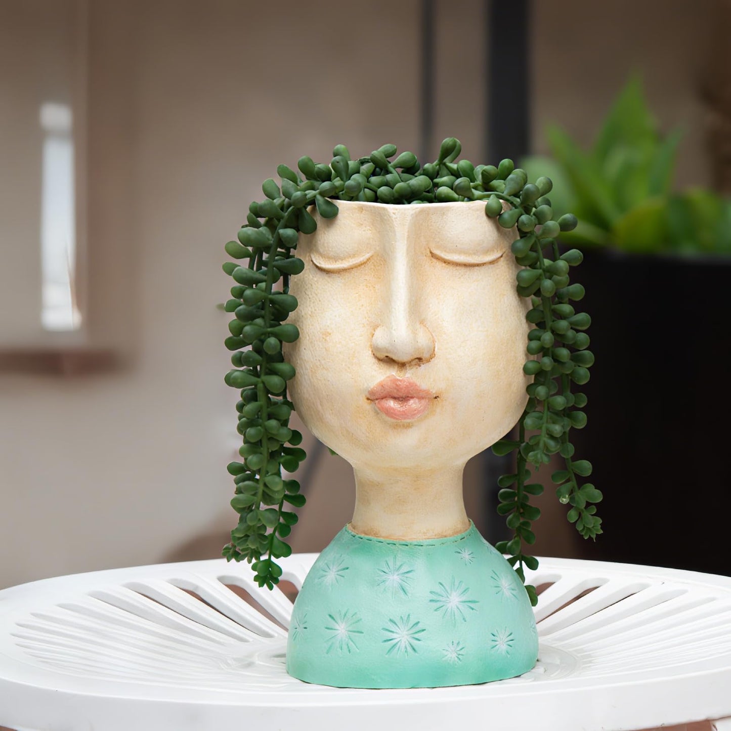 DiliComing Resin Face Planters Pots Head - 8 Inch Indoor and Outdoor Pot with Drainage Hole for Succulents Plants Home Garden Decor Unique Girl Sculpture Plant Pot