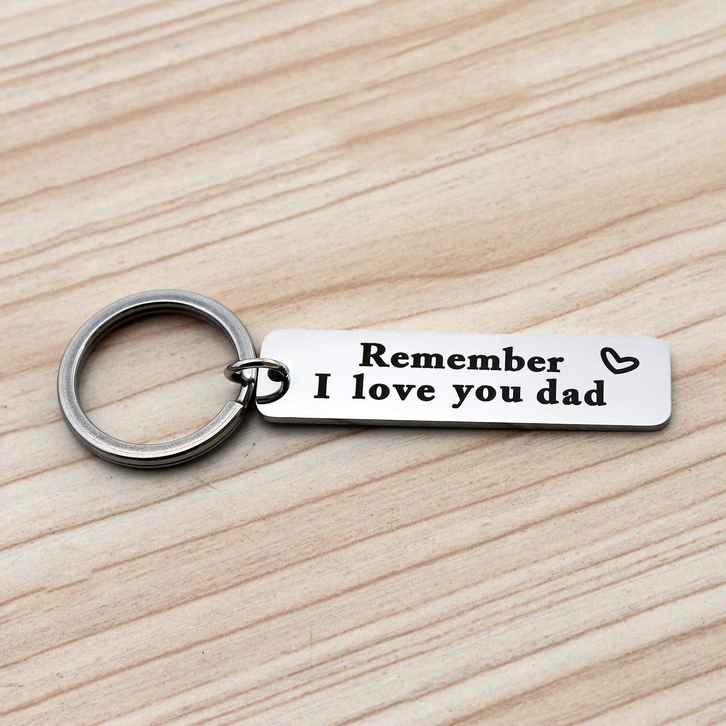 XGAKWD Father's Day Gifts from Daughter Son - Remember I Love You Dad Jewelry Keychain, Birthday Christmas Key Chain Gift for Papa