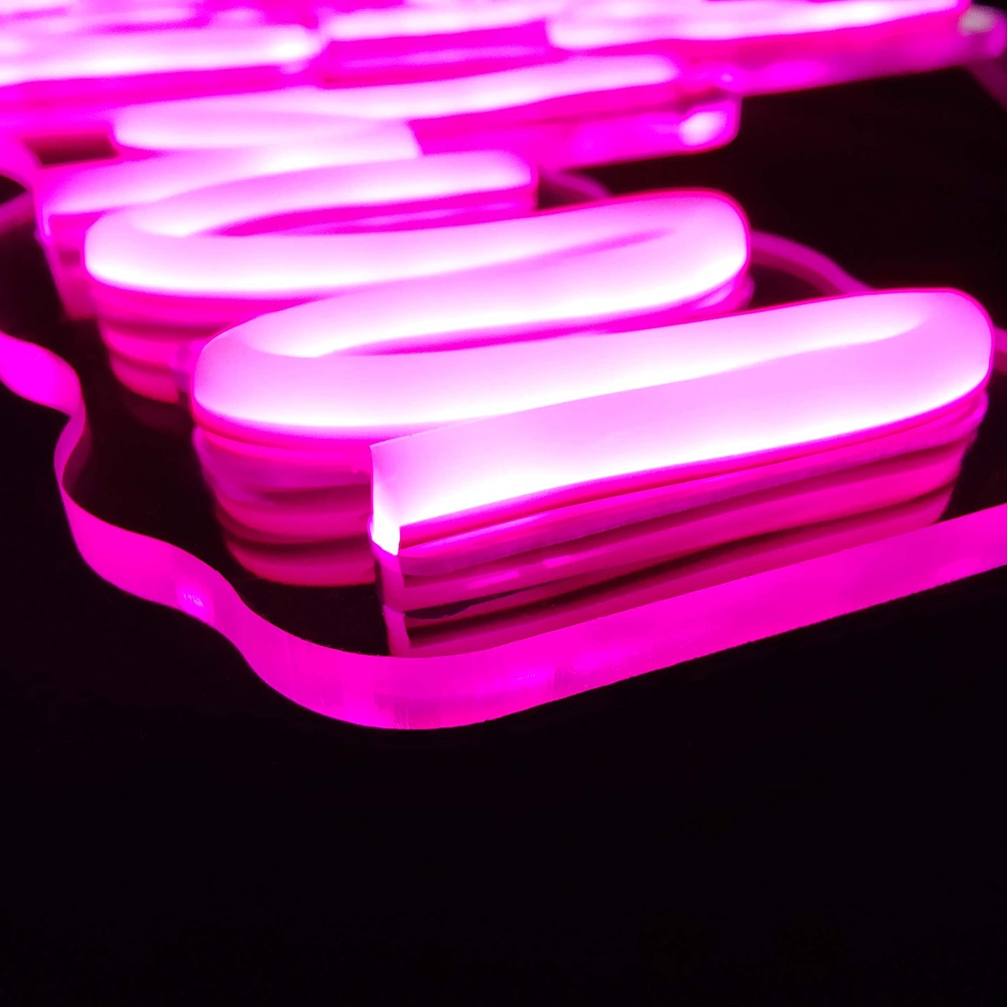 GGK My Happy Place Neon Sign LED Light up My Happy Place Sign for Wall Decor Pink Neon Lights Neon Letters Room Aesthetic Accessory (My happy place)