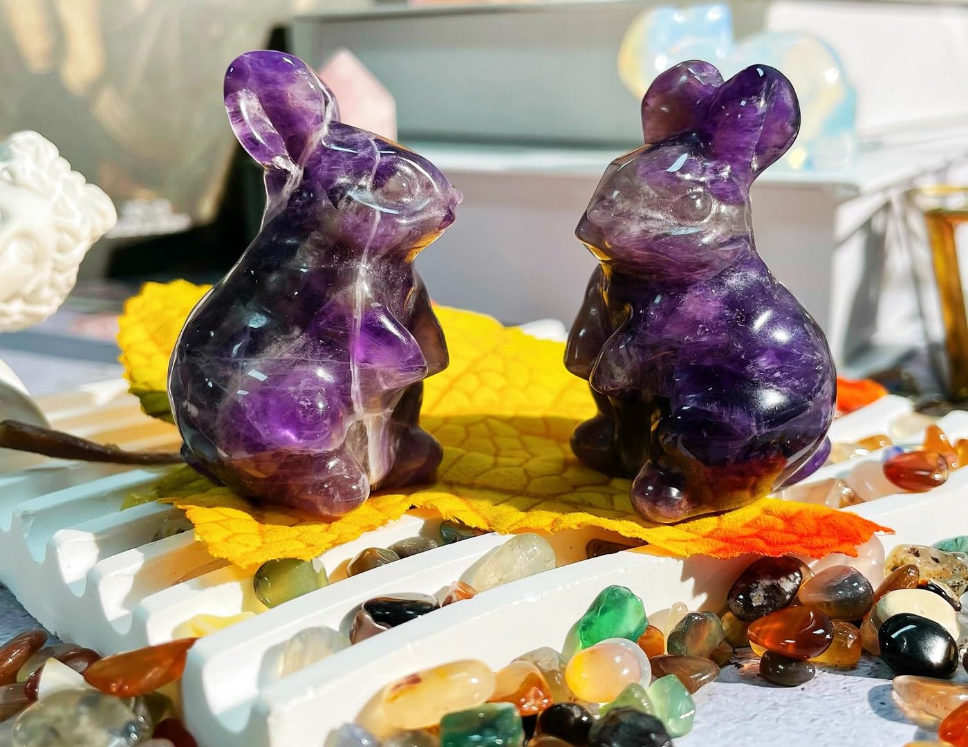 DUQGUHO 2'' Easter Amethyst Bunny Decor Spring Gifts for Women Crystals Rabbit Statue Pocket Polished Handicraft Tiny Figurines for Cute Ornament Gifts 1PC