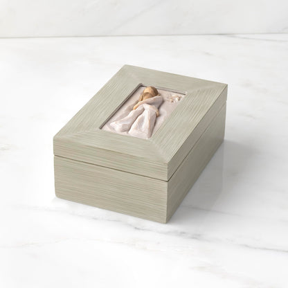 Willow Tree Mother and Daughter, Protect and cherish, give wings to fly, A Message of Family Love and Support, Wood Box to hold Jewelry and Keepsakes, Sculpted Hand-Painted Memory Box
