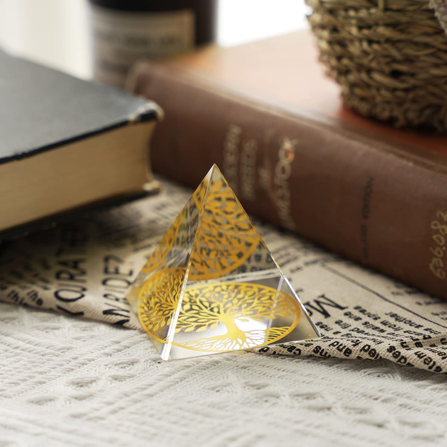 Tree of Life Crystal Pyramid Paperweight,60MM Clear Glass Pyramid Desk Ornament Feng Shui Crafts Meditation Crystal for Home Office Art Decor, Collectible Paperweight and Photography