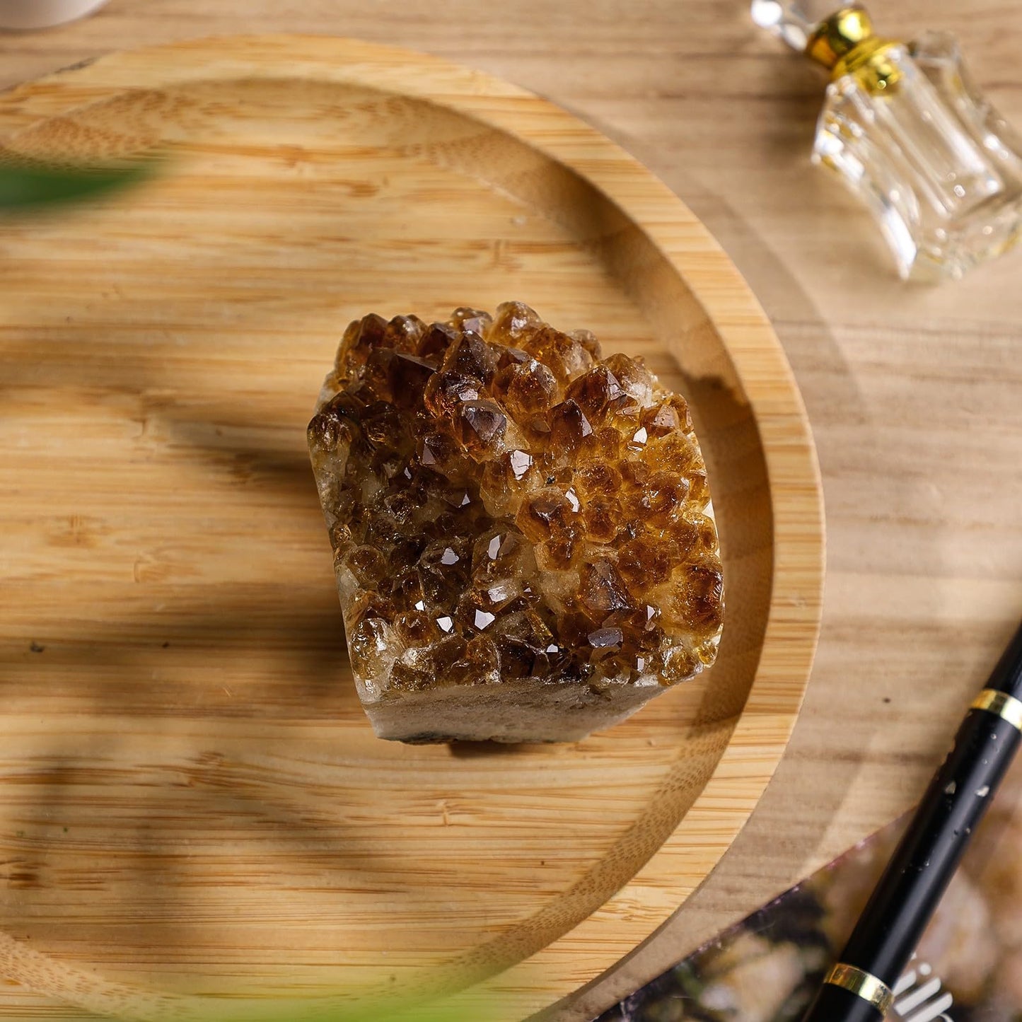 TUMBEELLUWA Natural Citrine Crystal Cluster Geode Raw Crystals and Healing Stones Mineral Specimen Rock Collection Display Decor for Home, 401-500 g