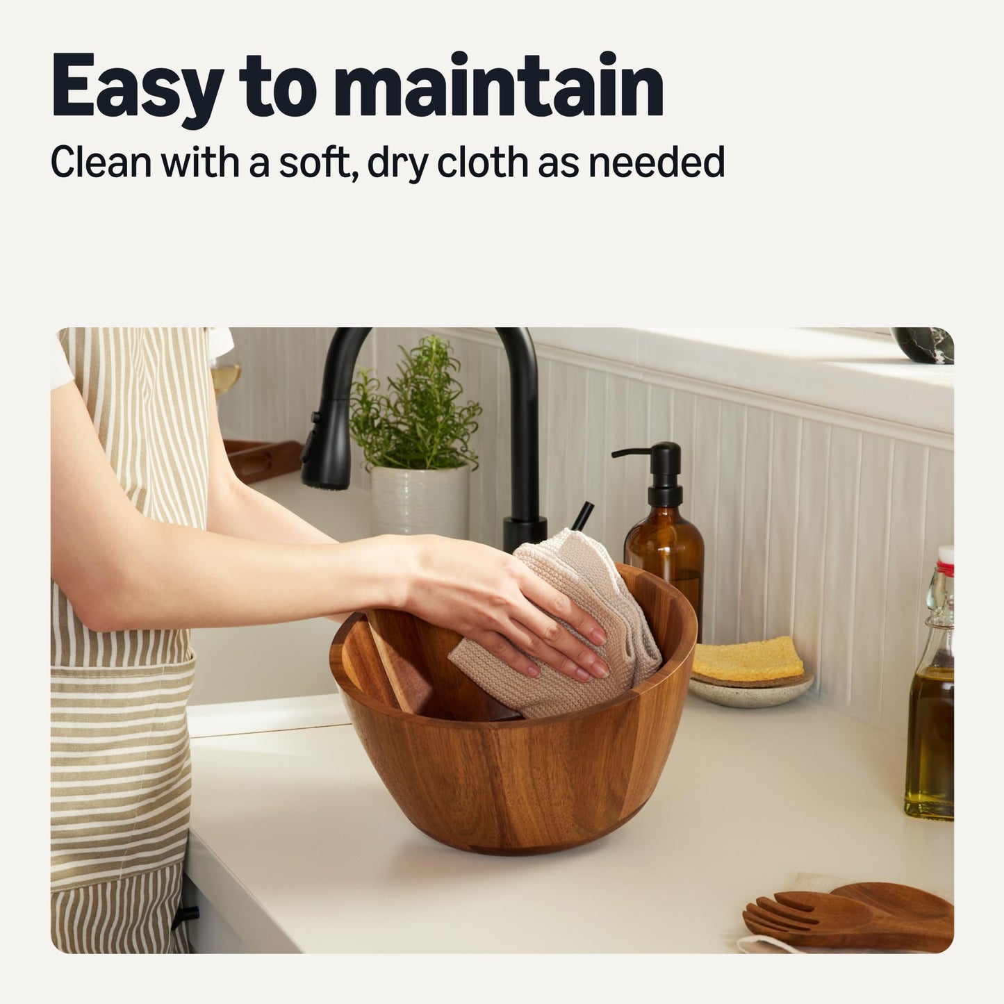 Amazon Basics Wooden Salad Bowl, Acacia Wood, 10 in., Family Size Serving Bowl