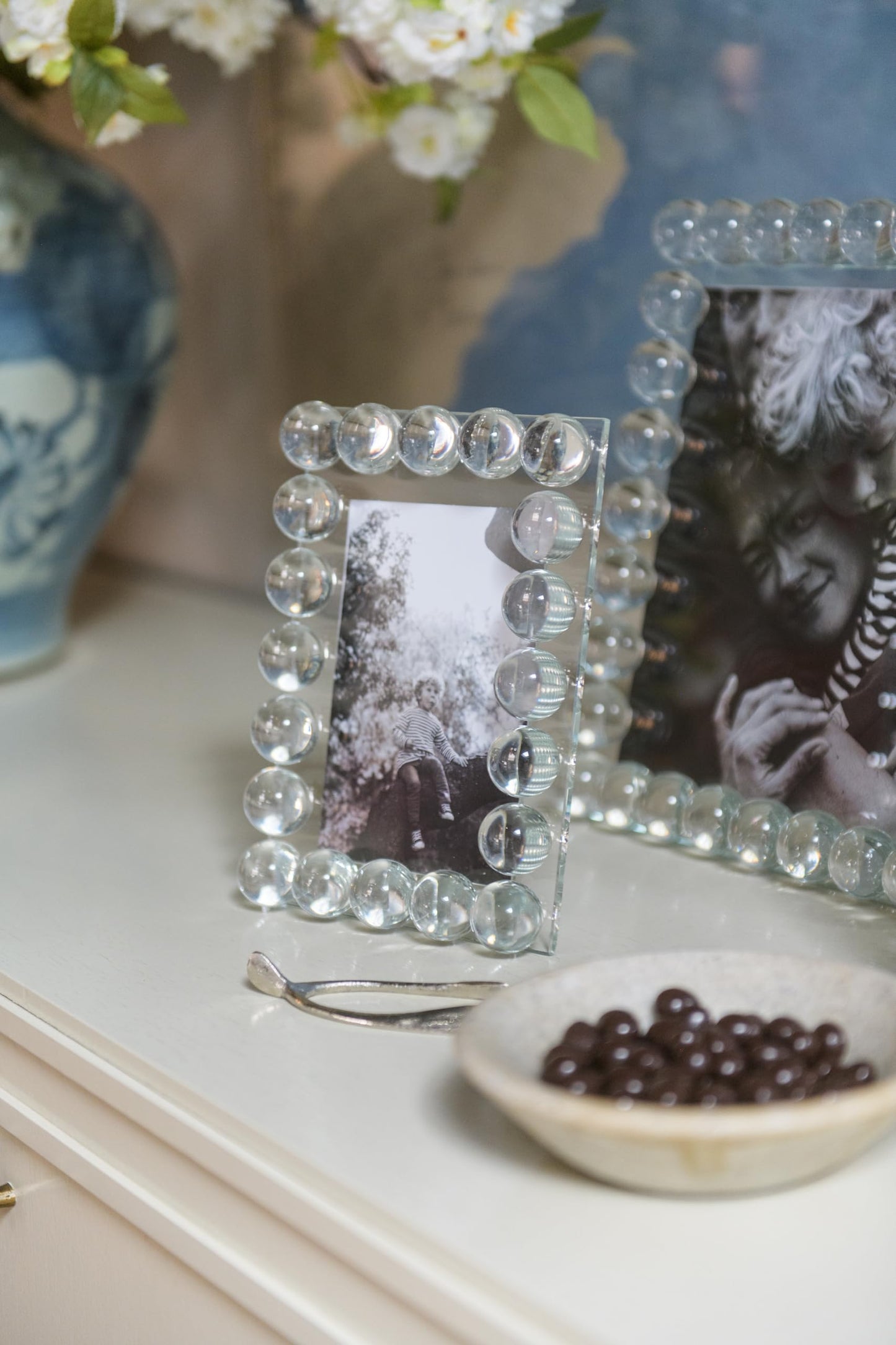 Alice Lane Crystal Orb Frame Large Home Collection — 8x10 Photo — Preserve Moments with Elegance — 9" W | 12" H Frame Dimensions | Portrait