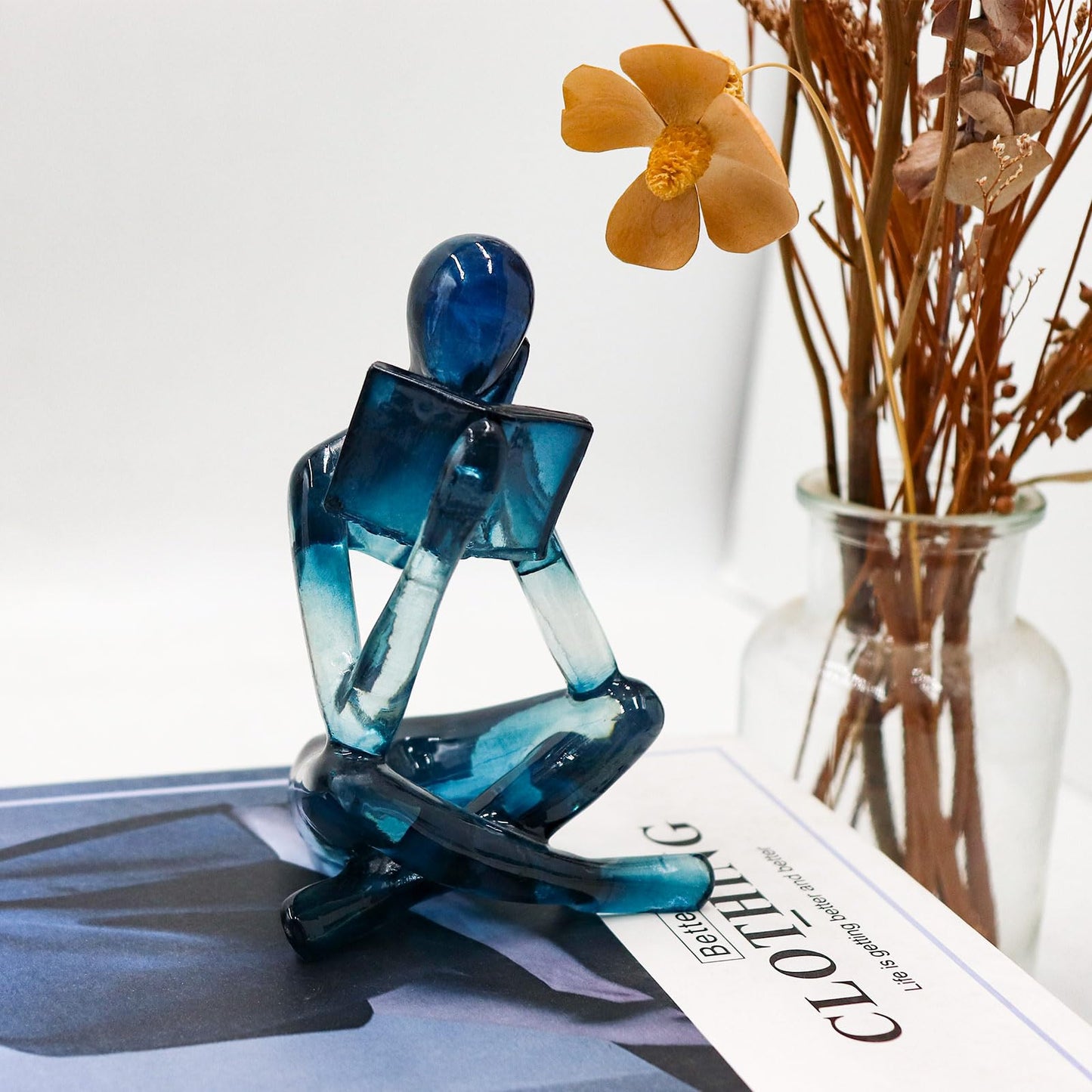 Reading Women Statue, Translucent Blue Resin Thinker Sculptures, Abstract Art Ornament, Modern Aesthetic Figurine Decoration for Home Living Room Bedroom Office Shelf Table Desk Bookshelf Decor