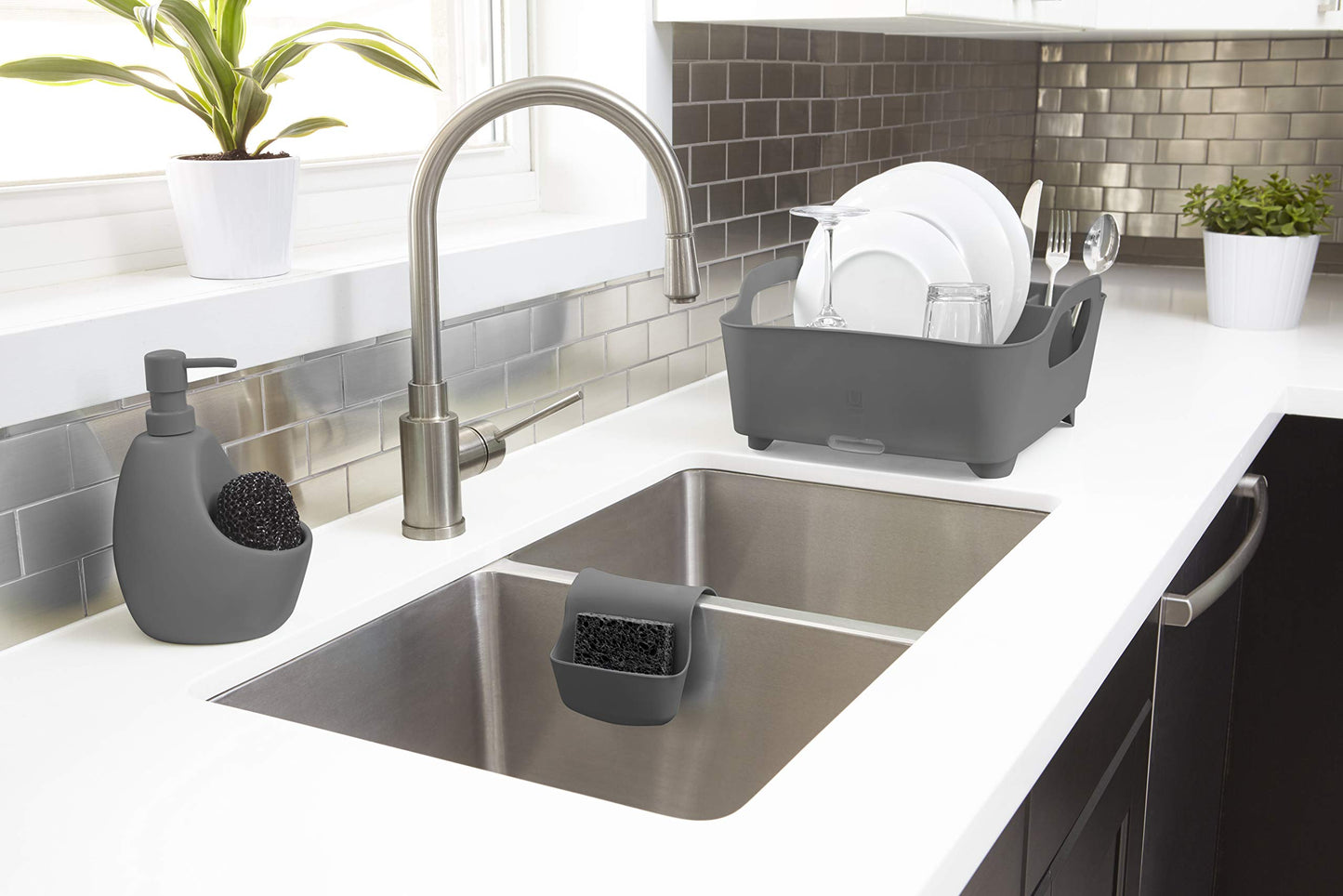 Umbra Tub Dish Drying Rack – Lightweight Self-Draining Dish Rack for Kitchen Sink and Counter at Home, RV or Motorhome, Charcoal Kitchen, 36.067999999999998 x 33.655000000000001 x 18.288 cm