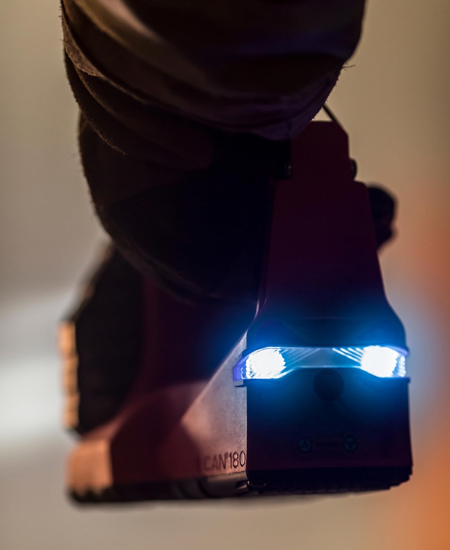 Streamlight 44321 Vulcan 180 HAZ-LO Standard System Class I DIV.1 450-Lumen Rechargeable Lantern/Portable Scene Light with 120V/100V AC/12V DC Charger and Heavy Duty Shoulder Strap, Yellow