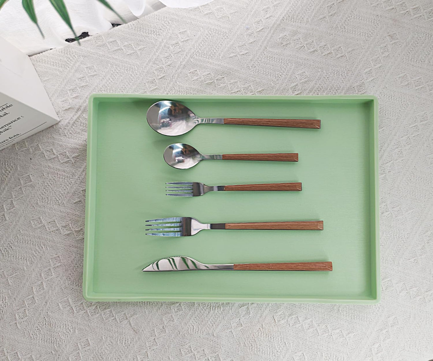 VCREATC Green Serving Tray (15 x 10.6 inch), Laegr Tray for Serving Accessory, Spa, Coffee, Drinks, Tea, Bar, Party, Seasoning, Perfume and Display Use.