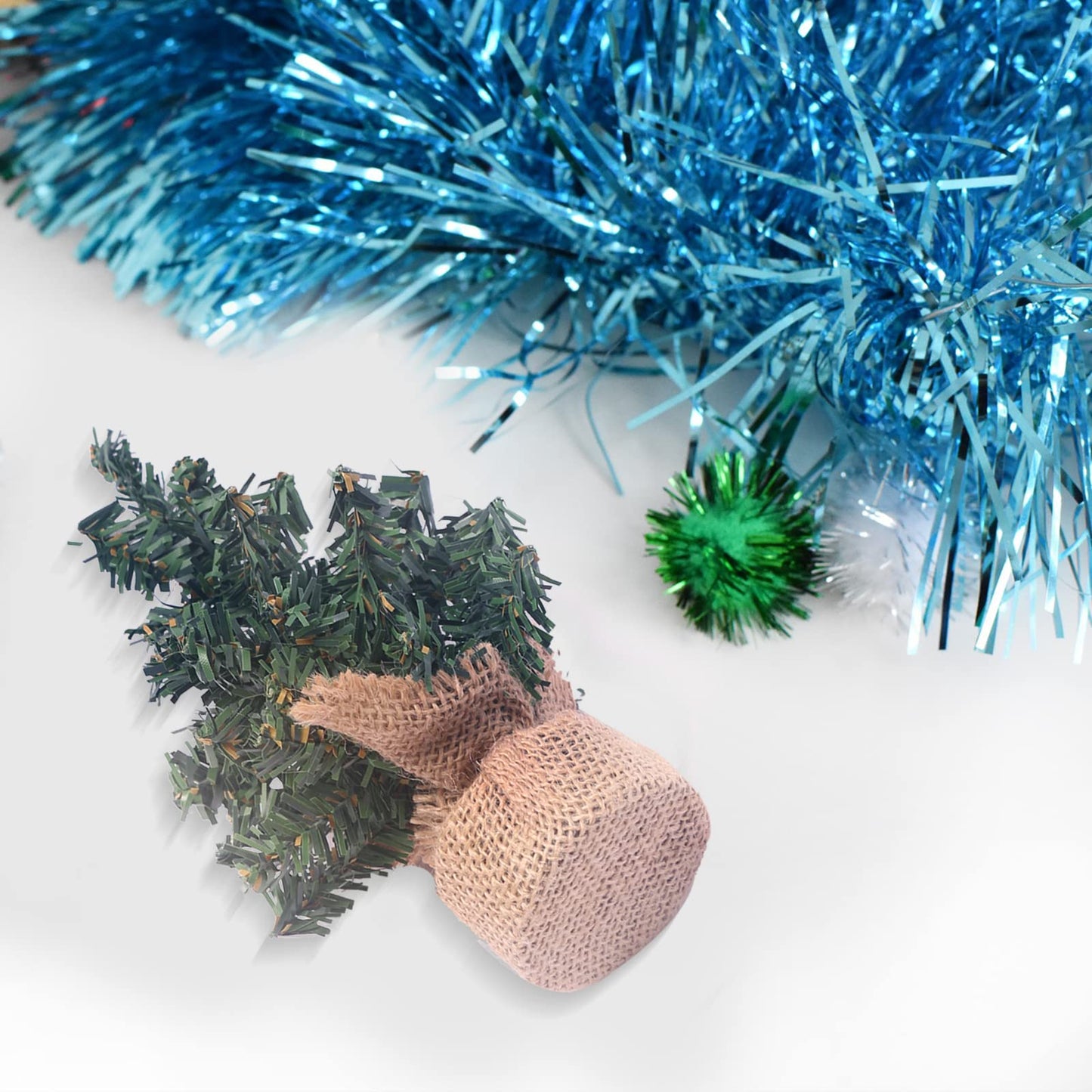 5pcs Mini Christmas Tree,Artificial Christmas Tree Tabletop Christmas Tree with Linen Base Perfect for Christmas Decorations, Home, Kitchen（3pcs 7.87" and 2pcs 11.81"）