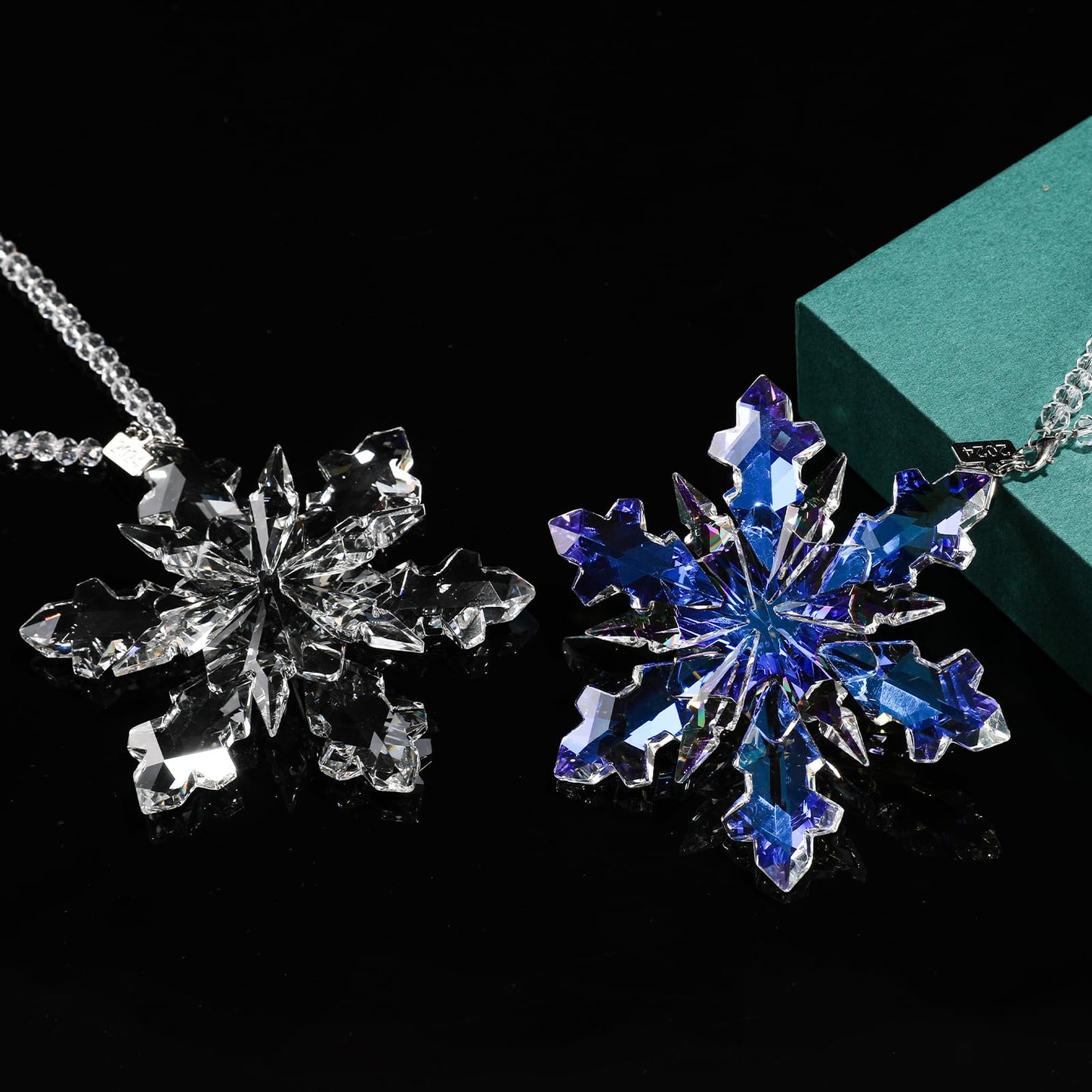 2024 Annual Edition Crystal Snowflake Ornament Christmas Ornament Home Decor Gift (Multicolour)