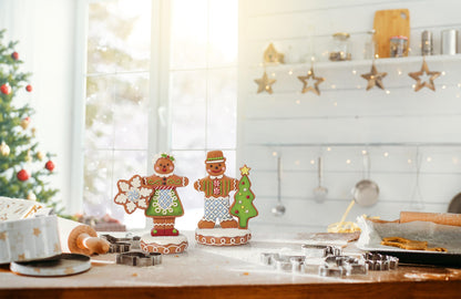 Enesco Jim Shore Heartwood Creek Gingerbread Christmas Gent with Tree Figurine- Stone Resin Hand Painted Crafted Collectible Mini Figurines Christmas Home Decor Statue, 4.62 Inch