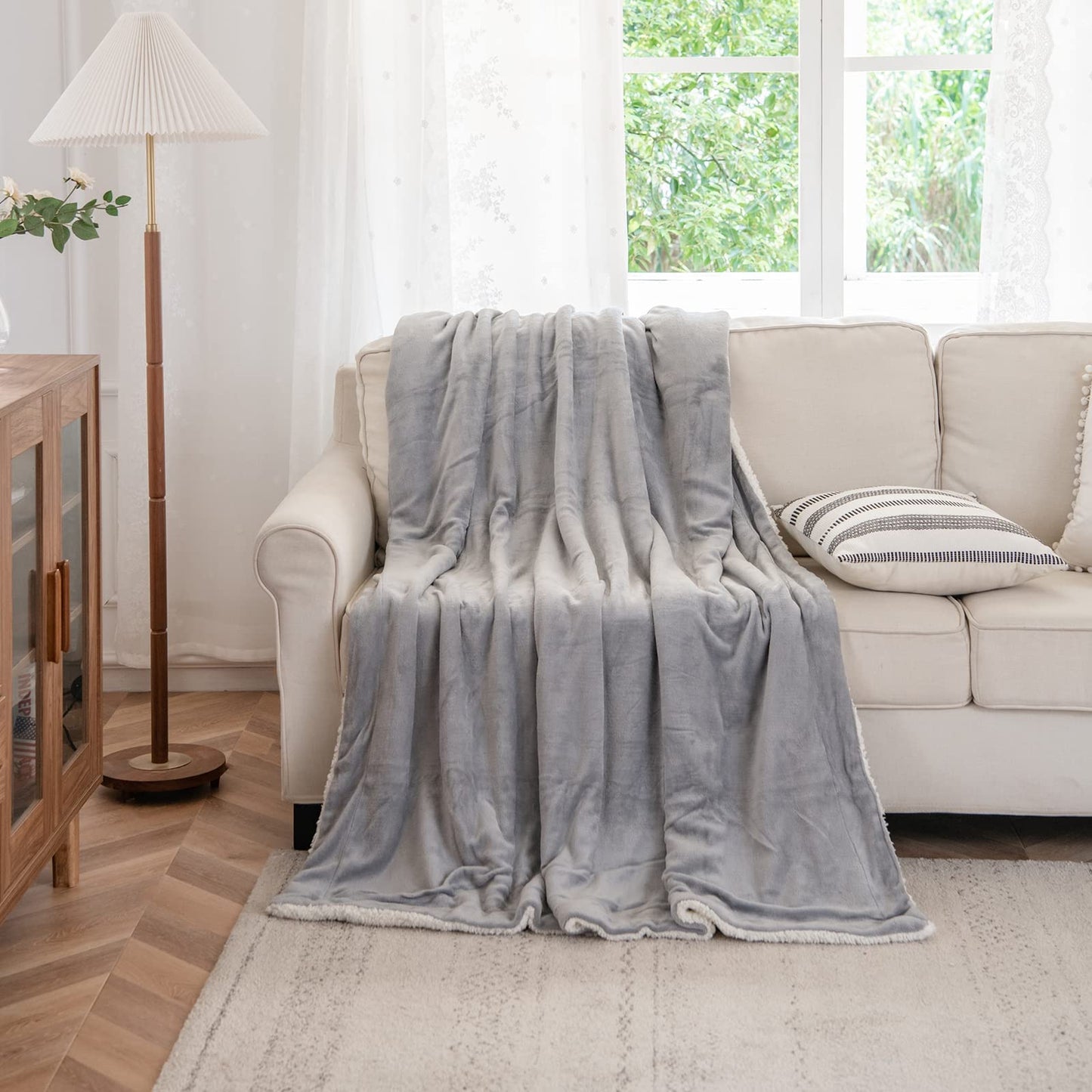 Good Nite Throw Blanket 130x150cm Fleece Flannel Sherpa Soft Blankets Fluffy Reversible Microfiber for Bed Couch Sofa and Travel (Grey,Single)