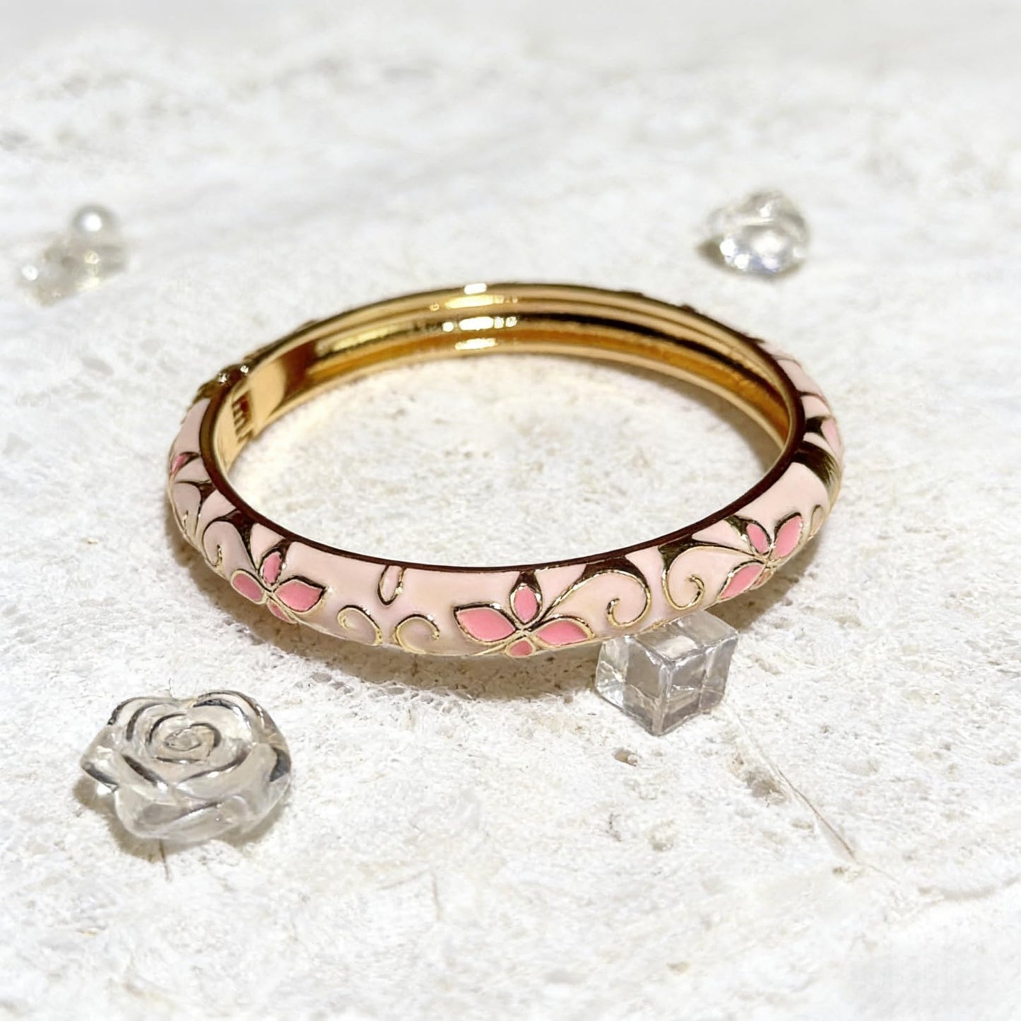MQCEHTI Vintage Flower Cloisonne Bangle Bracelet for Women, Enamel Chunky Gold Plated Bracelets Jewelry Gifts (Pink Pink Flower)