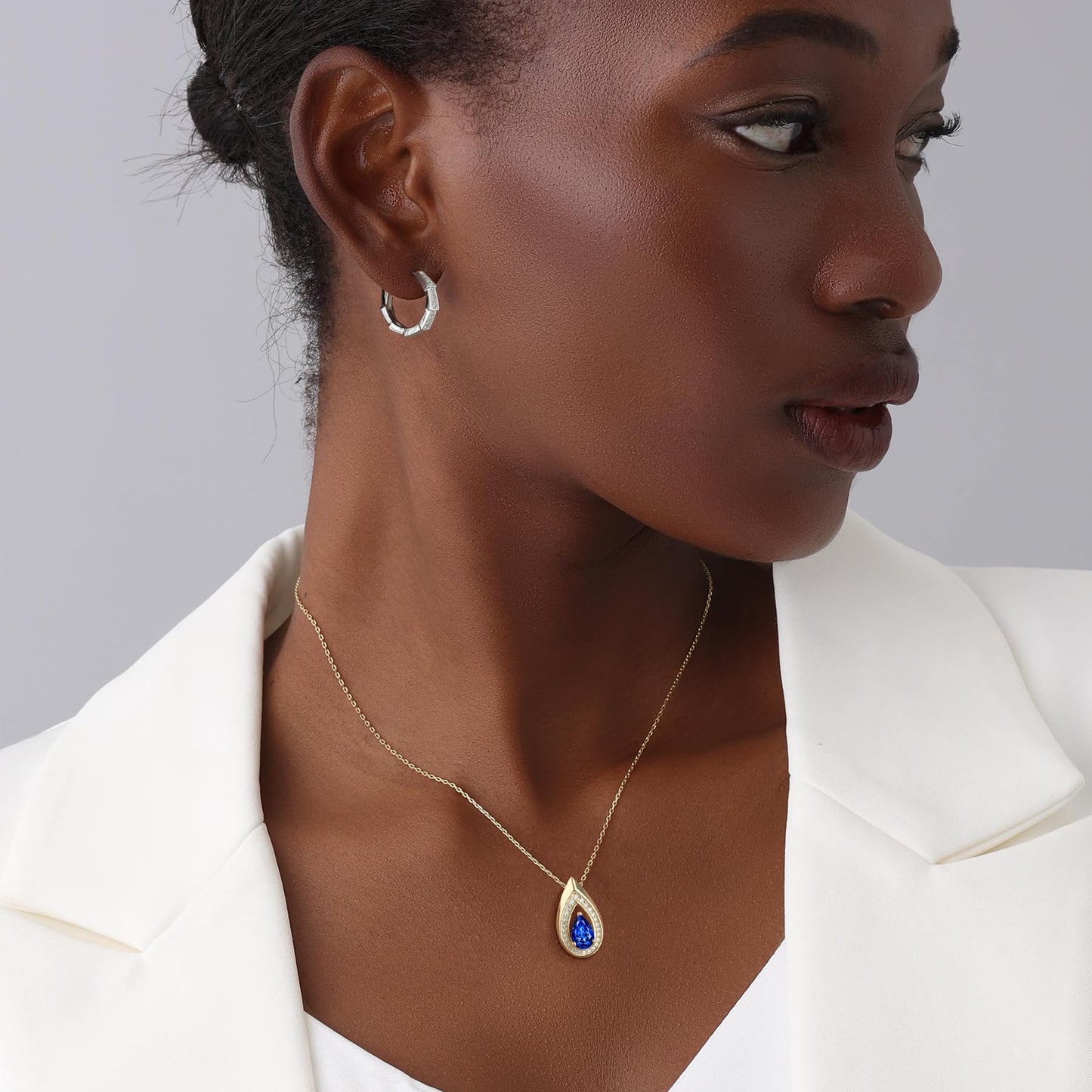 Kstyle 14k Gold Sapphire September Birthstone Pendant Necklaces for Women Valentine's Day Birthday Gift Anniversary Jewelry for Wife Daughter Grandma Mom Sister Non Tarnish