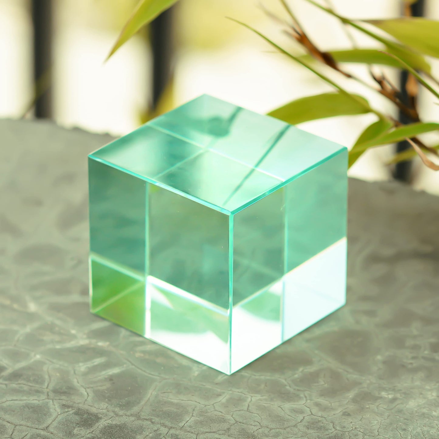 QFkris K9 Crystal Optical Glass Prism Cube Paperweight Ornament Art Glass Figurine Table Home Collectible Decor Photography Accessory (1.5inch,Cyan)