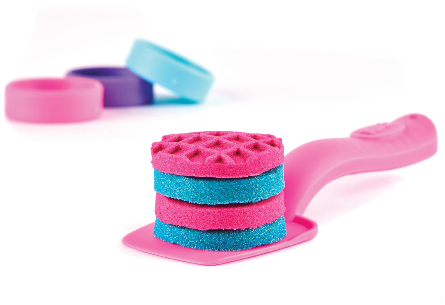 Kinetic Sand Shimmer, Unicorn Bake Shoppe Playset, 453g of Kinetic Sand (Shimmer Teal and Pink Neon), 8 Unicorn Tools, Sensory Toys for Kids Aged 3 and up