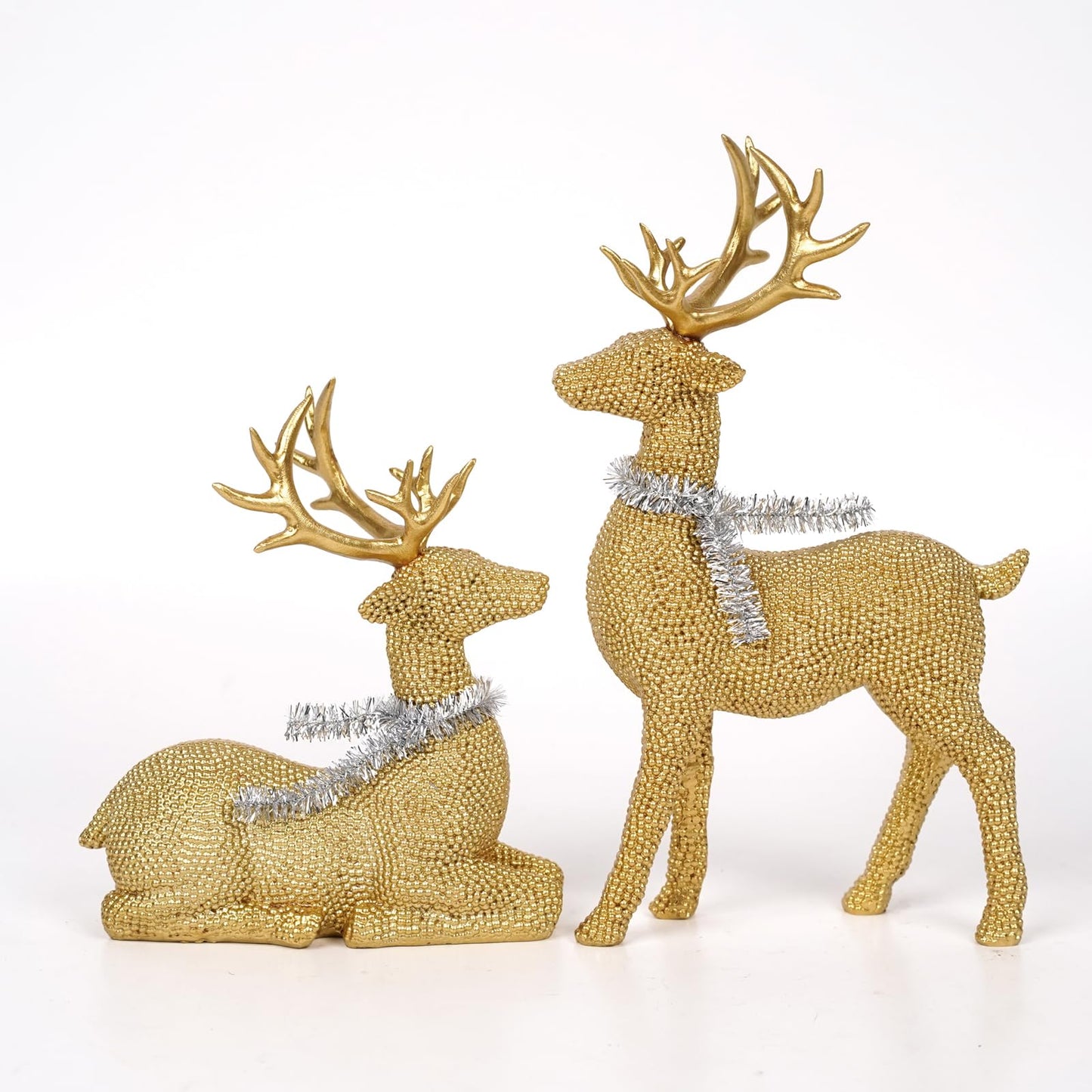 MENGYOULUN Rustic Natural Woven Seagrass Reindeer Figurines Christmas Holiday Decorations with Pine Berry Wreath Set of 2 Standing and Sitting Deer (Gold, 8.7 * 4 * 4.92inch)