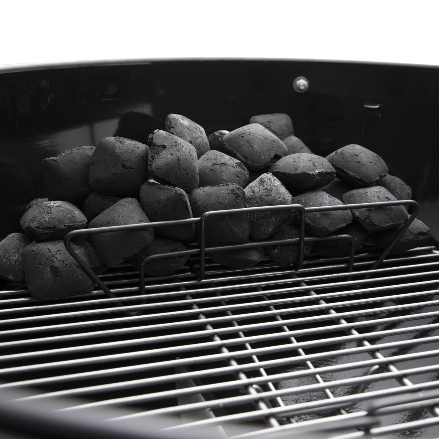 Weber Master-Touch Charcoal Grill, 26-Inch, Black – Premium Outdoor BBQ Grill with Tuck-Away Lid Holder & One‑Touch™ Cleaning System, Porcelain‑Enameled Kettle