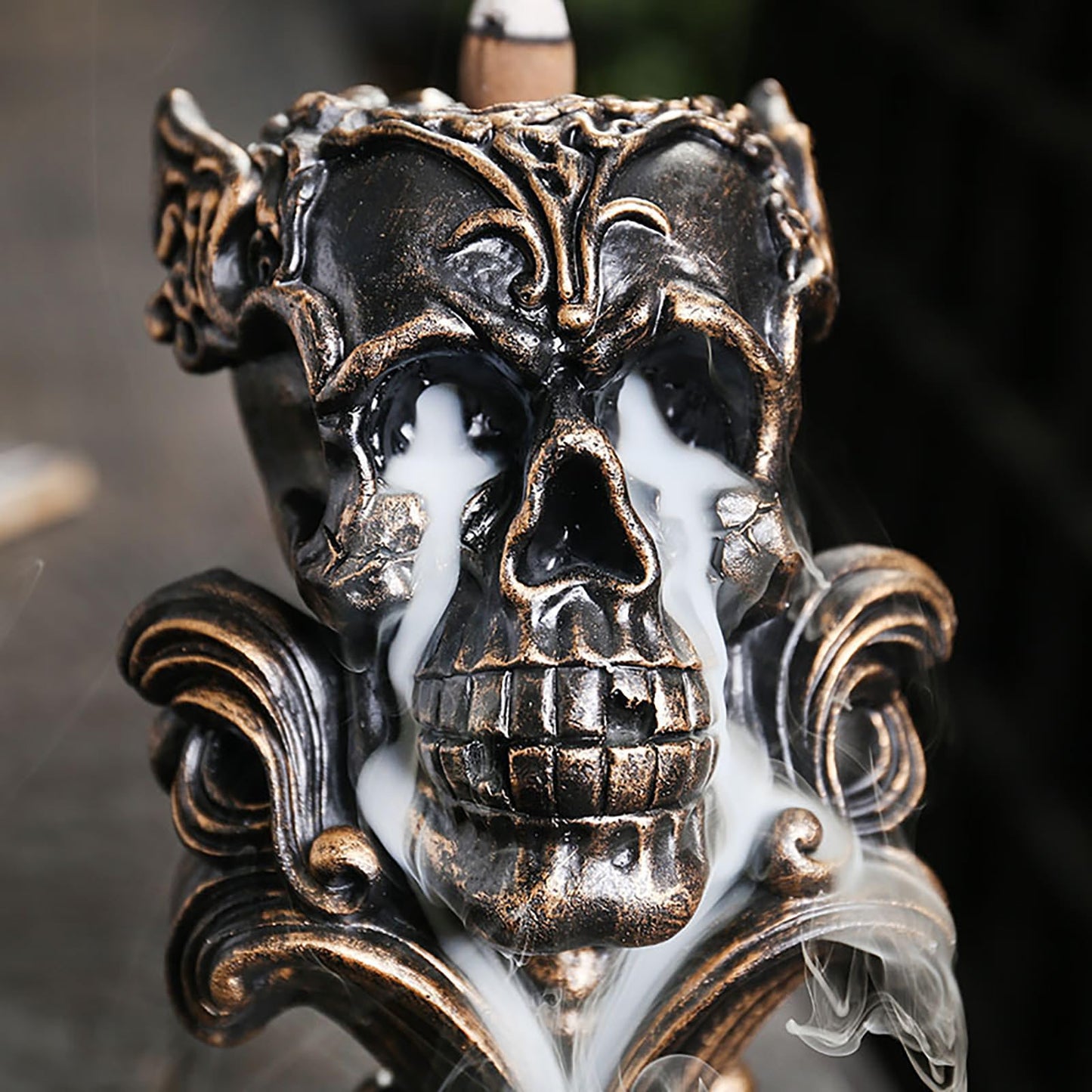 Comeon Backflow Incense Holder Burner Resin Skull Incense Burner Waterfall Incense Burner Home Decor + 20 Backflow Incense Cones + 30 Incense Sticks +1 Tweezer +1 Mat（Metallic Gold）