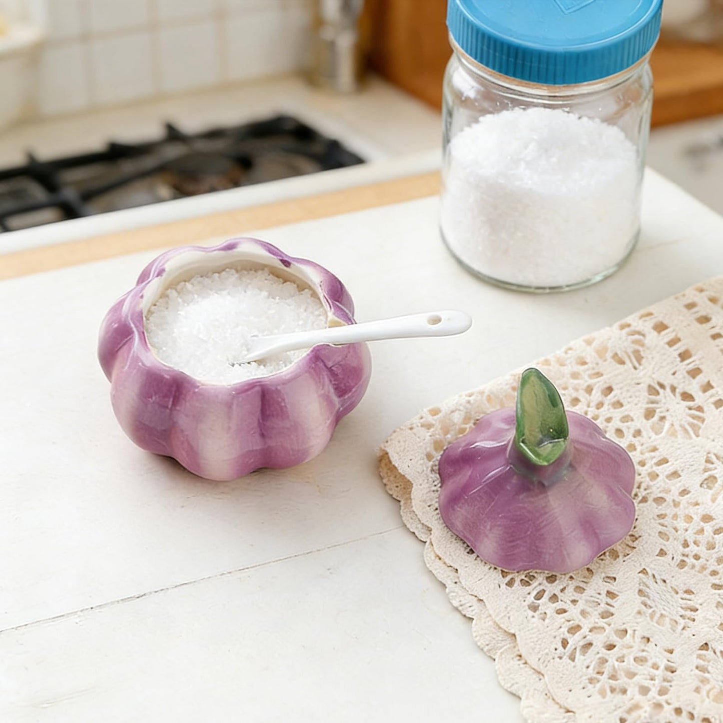 SDYHTS Cute Onion Shaped Ceramic Salt Cellar with Lid and Spoon, Decorative Purple Kitchen Canister for Sugar, Salt, Pepper, and Spices, Farmhouse Kitchen Decor