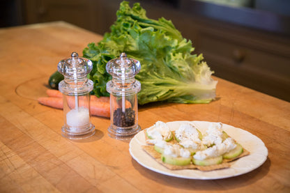 Cole & Mason H50501P 505 Clear Pepper Mill, Precision+, Acrylic, 140 mm, Single, Includes 1 x Pepper Grinder