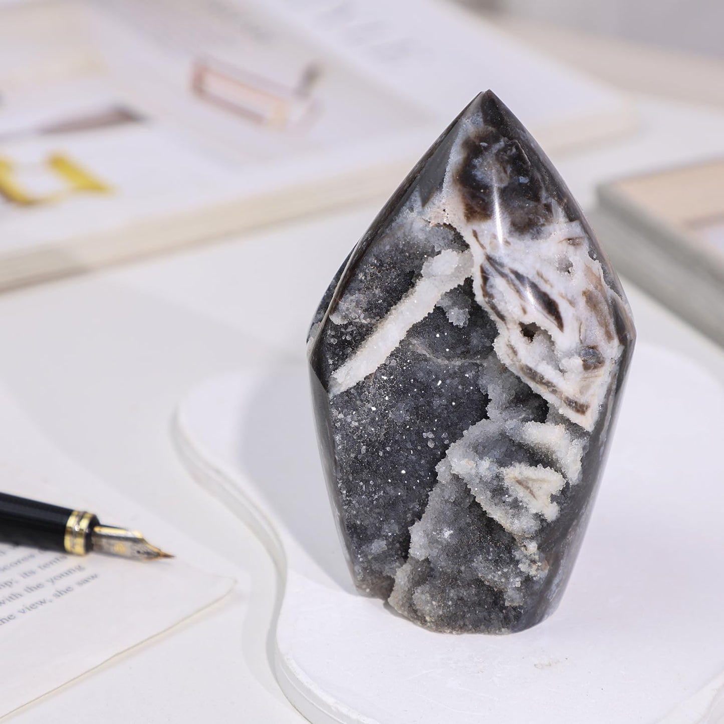 TUMBEELLUWA Sphalerite Geode Cluster Crystal Obelisk Tower for Shelf Desk Decor, Flame Shaped Crystals and Healing Stones Diffusers for Essential Oils, 0.66-0.88 LBS