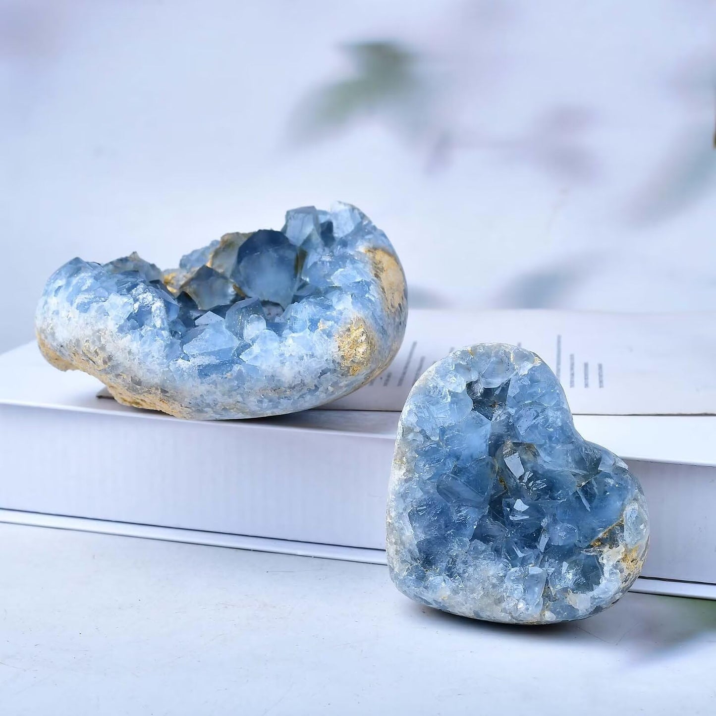 FZBHRO Extra Large Blue Celestite Geode Heart Healing Crystal Stone Collection Mineral Specimen with Stand Home Office Decor 3.5-4.0 Pound