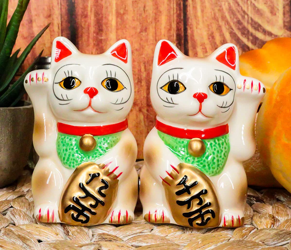 Ebros Gift Ceramic Japanese Auspicious Maneki Neko Lucky Cats Salt And Pepper Shakers Magnetic Feline Cat Kittens Figurine Set 3.5"Tall Kitchen Counter And Dining Table Decorative Accent