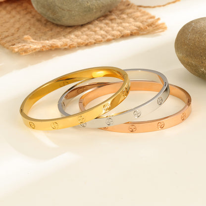 YUFANHY Love Bracelet Cuff 18k Gold Plated Stainless Steel Love Bracelet For Women Novelty And Mother Daughter Bracelet Jewelry Oval Bangle Witness The Of Love Wedding For Couple（Silve）