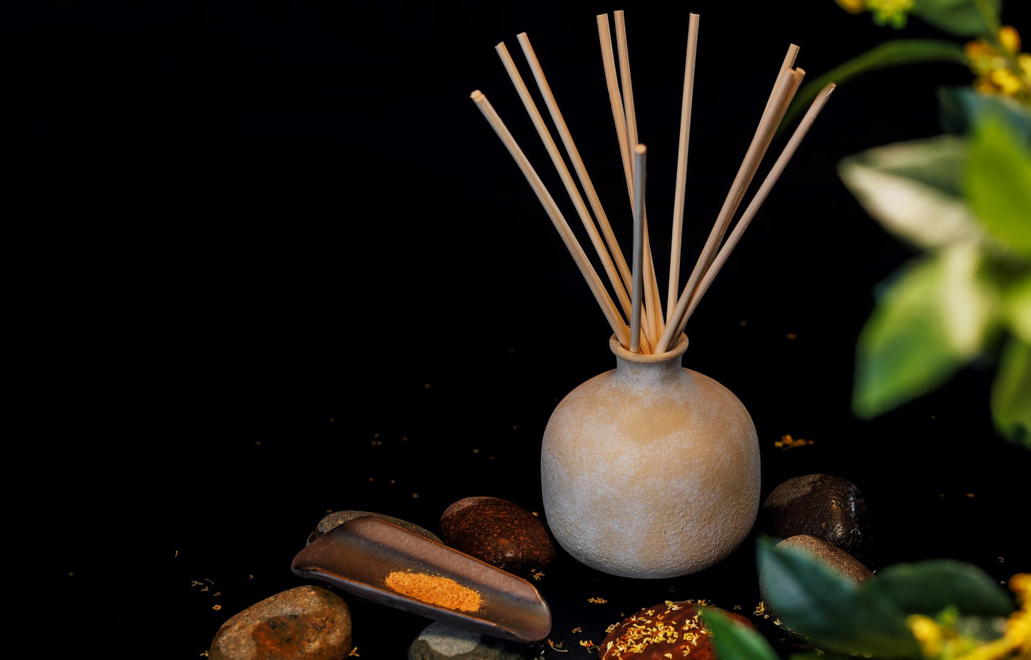 Blueme Calm Diffuser | Osmanthus & Sandalwood | 5.92 Fl Oz - Refillable Wellness Diffuser, Contains Essential Oil, Sustainable, Hand Finished, Premium, Luxury Ceramic, Natural Rattan Reeds, | Small
