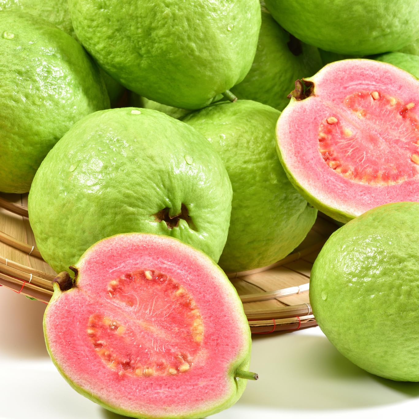 Mixrug Dwarf Guava Seeds for Planting Outdoor, 15pcs Guava Tree Fruits Seeds Non-GMO Heirloom Sweet Edible Fruit, Sweet Juicy Fruits Plants in Your Home Garden