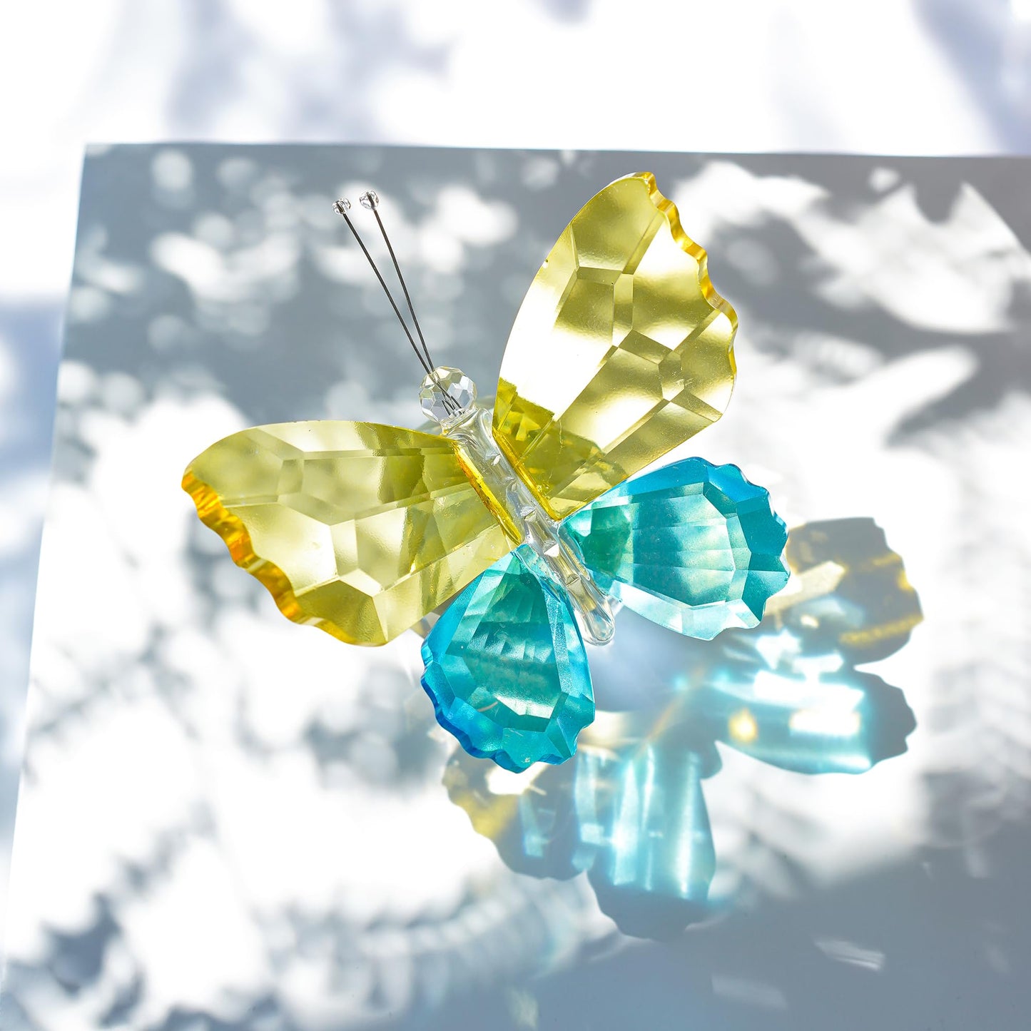 H&D HYALINE & DORA Crystal Butterfly Figurines Gifts for Women, Flying Butterfly Collectible Figurines Paperweights for Tabletop Home Decor (Yellow & Cyan-Blue)