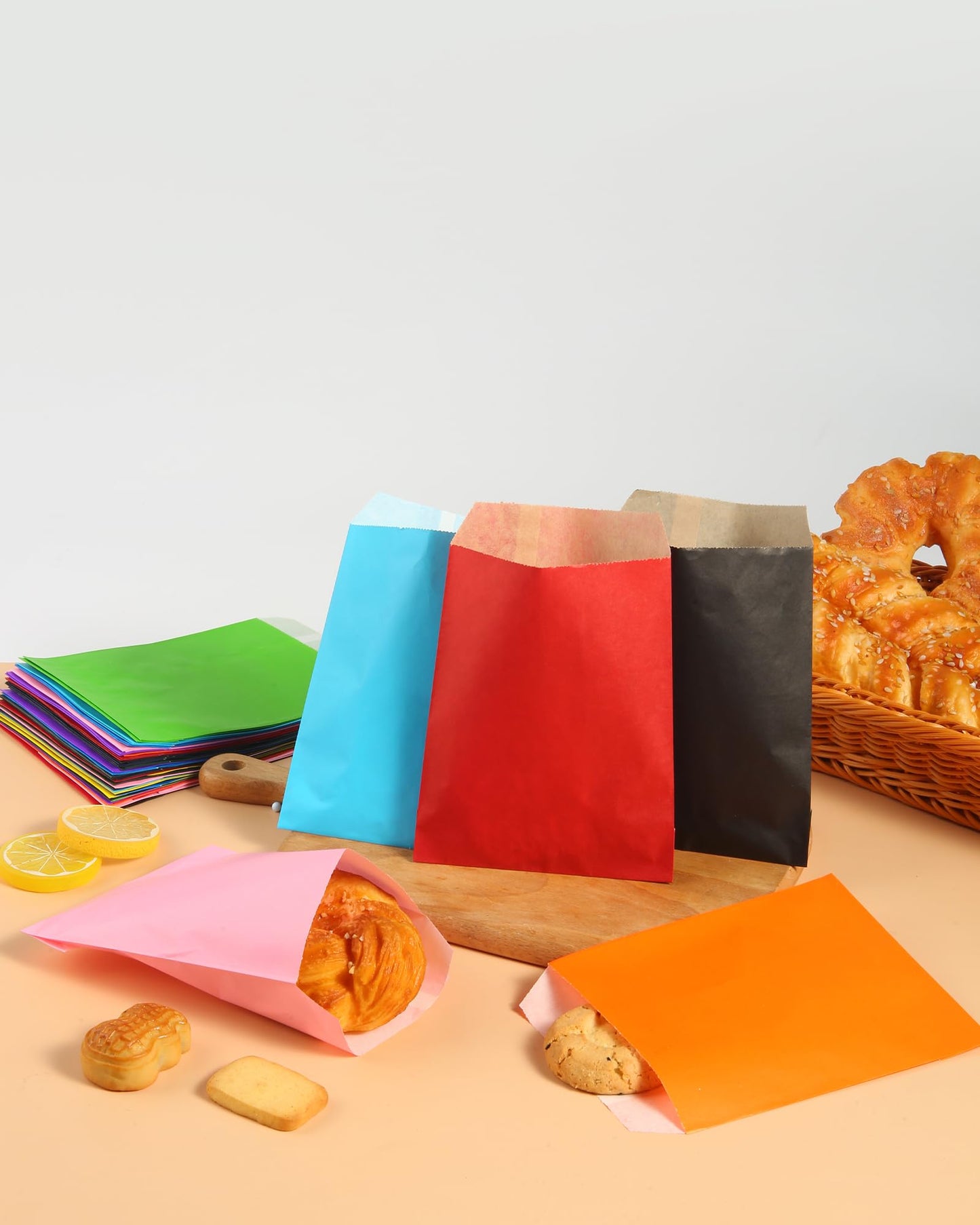 KEYYOOMY 5x7 Inch Paper Treat Bags Dark Red Candy Bags 100 Pack Candy Buffet Bag Small Paper Cookie Bag for Halloween Christmas Party (100 CT, 5x7 Inch)
