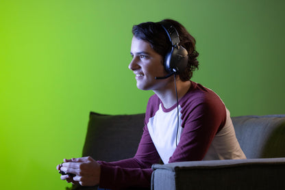 Turtle Beach Recon 70 Multiplatform Gaming Headset for Xbox Series X|S, Xbox One, PS5, PS4, PC & Mobile w/ 3.5mm Wired Connection - Flip-to-Mute Mic, 40mm Speakers, Lightweight Design, Black
