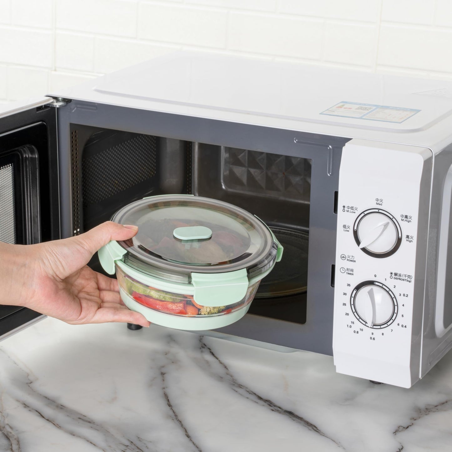 Restaurantware-Fresh Hero 27.2 Ounce Storage Containers, 20 Durable Airtight Food Containers - Microwavable, Freezable, Green Plastic Collapsible Container, Dishwashable, With Vented Lids