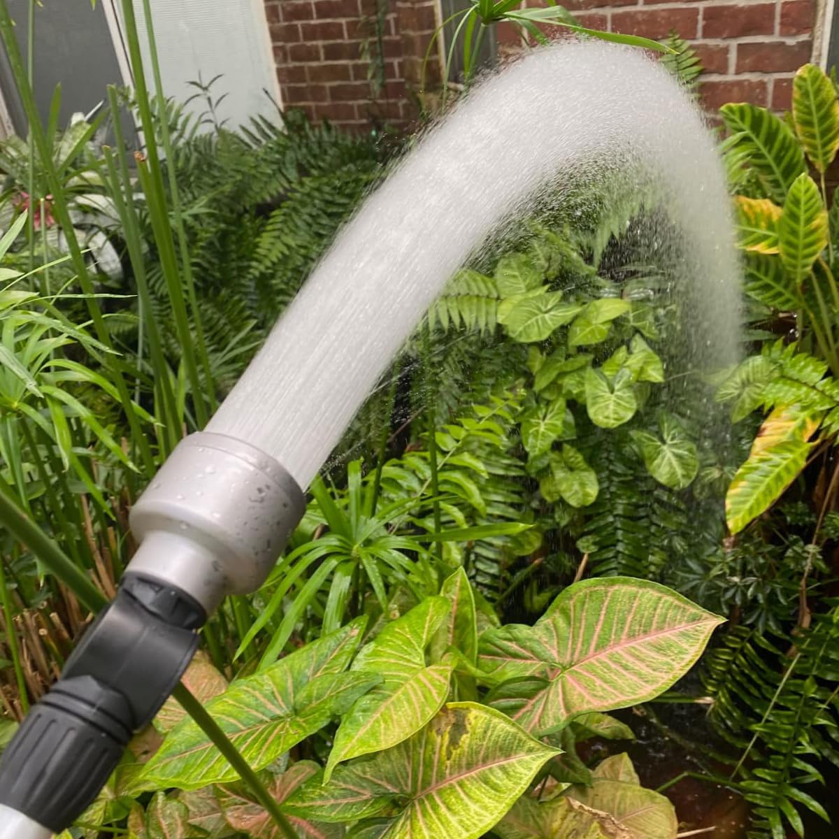 STYDDI Soft Rain Watering Wand with Pivoting Head and Thumb Control, 28" Gentle 1008Holes Classic Rain Wand with Replace Brass Nozzle, Perfect for Hanging Baskets, Planters, Greenhouses and Seedbed