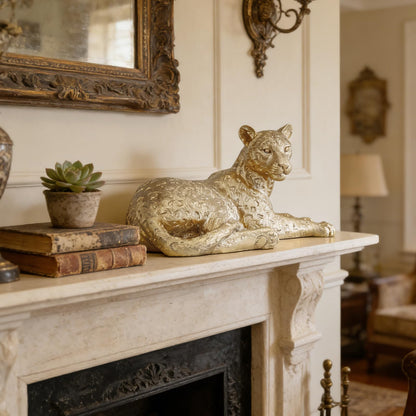 Guichifun Leopard Statue Home Decor Accents - Champagne Gold Cheetah Figurines for Shelf Bookshelf TV Stand Decor Bedroom Office Decorations Ideal Gift for Animal Lovers 12 x 6.8 x 5.2 Inch