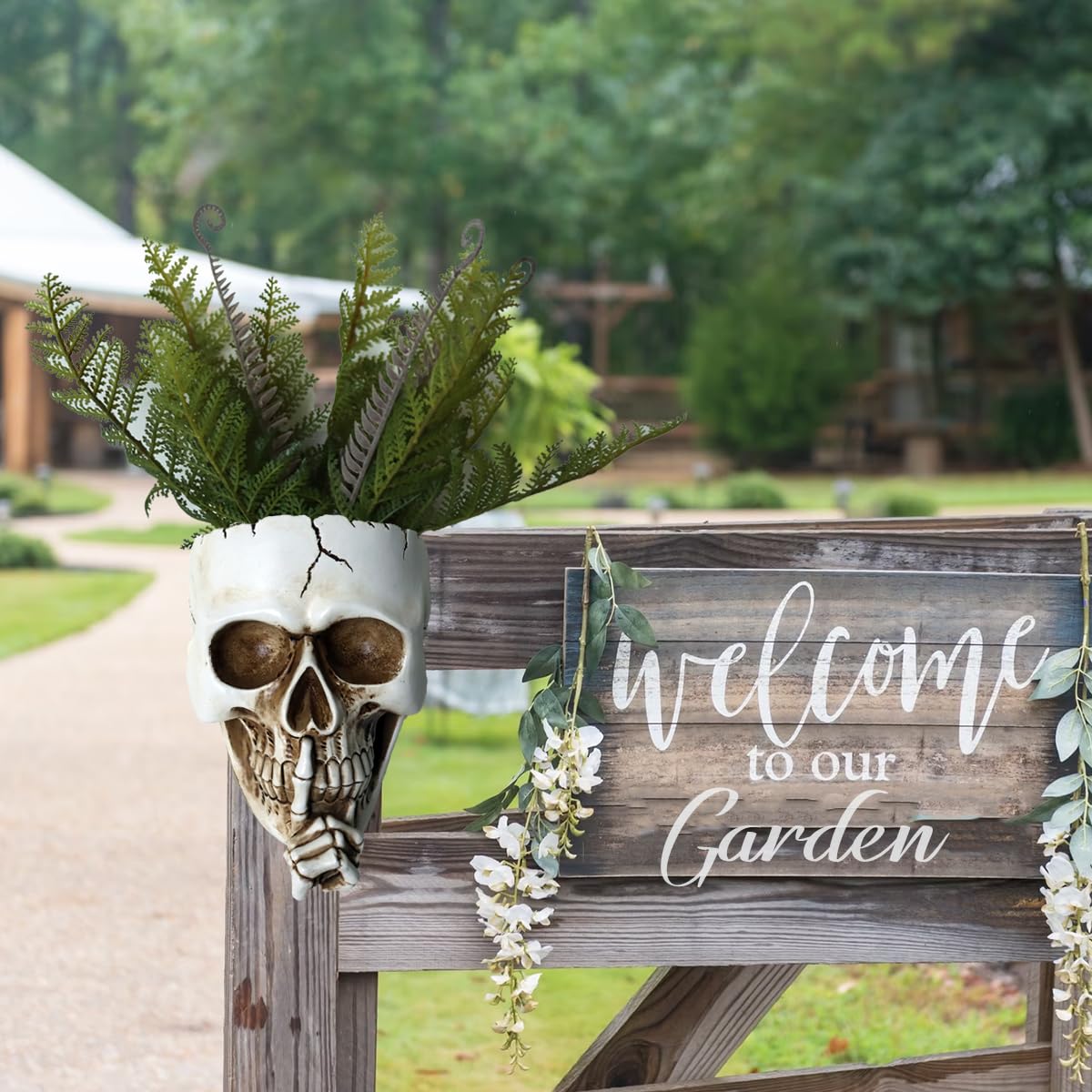 Dolkgy Skull Wall Planter for Indoor Outdoor Plants, Hanging Skull Vase Unique Face Flower Pot Head Planters, White Resin Skeleton Gothic Planter for Home Decorations