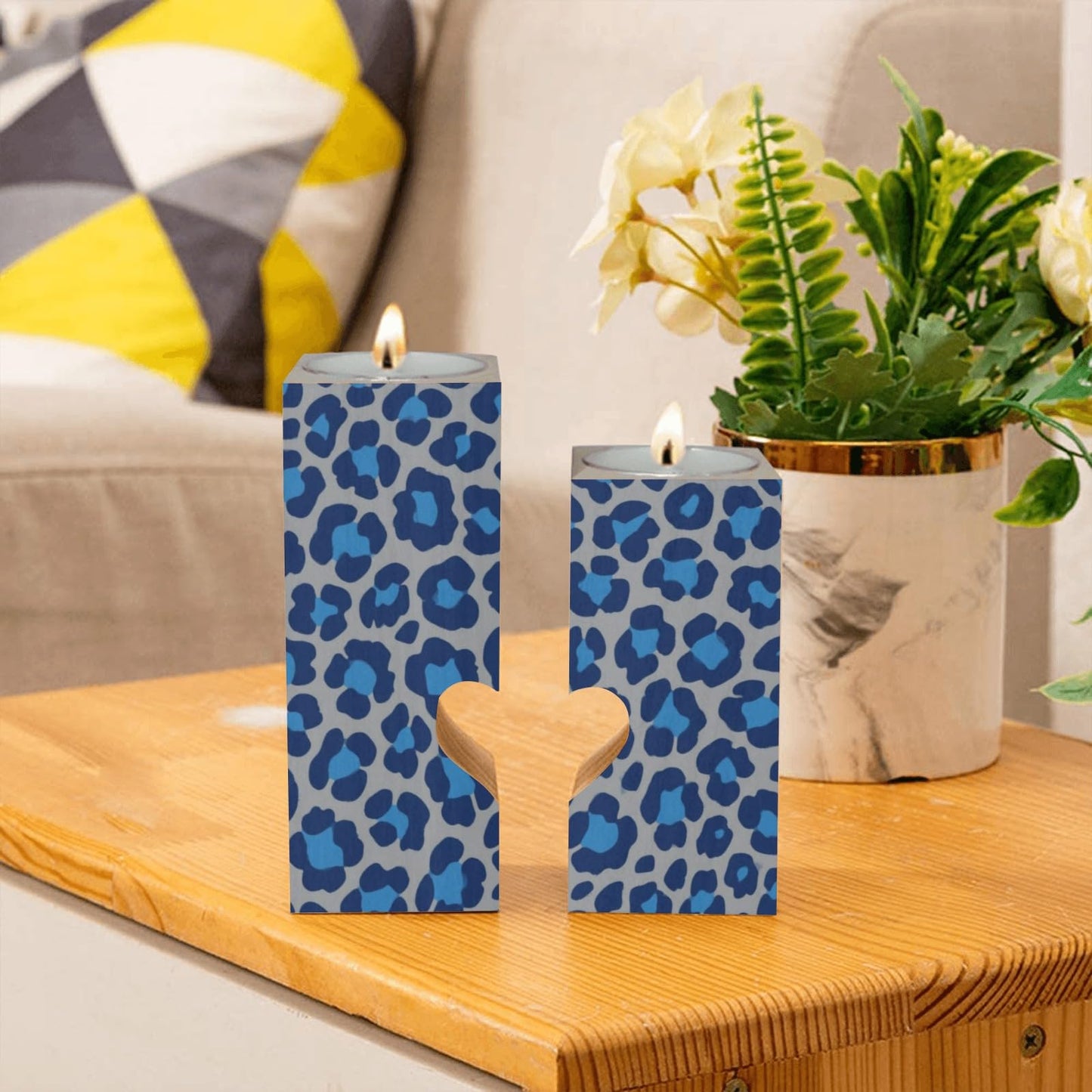 pnyoin Animal Skin Blue Black Candle Holders Gift for Women Wooden Heart Candlestick Personalized Christmas Birthday Graduation Friendship Gifts Home Wedding Dinning Party Decorative