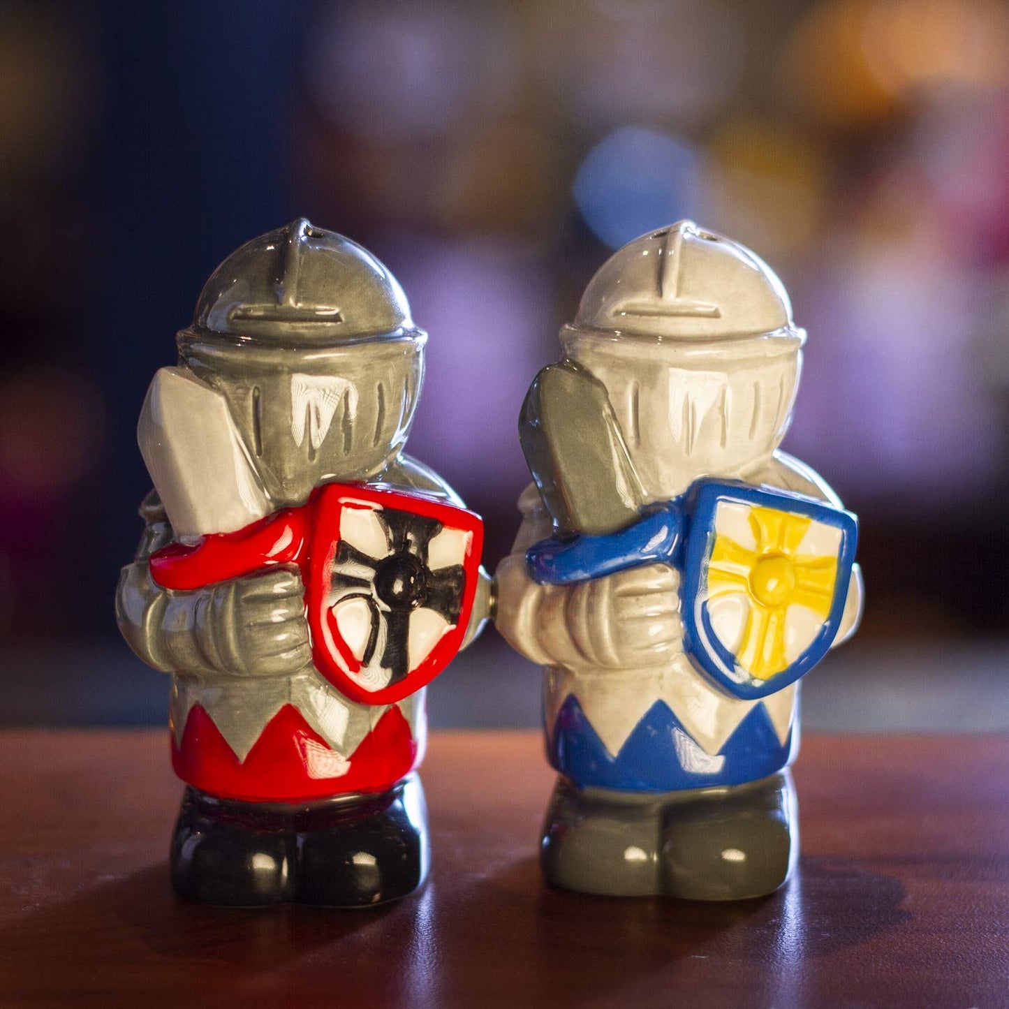 White And Black Knights Ceramic Salt and Pepper Shakers Set