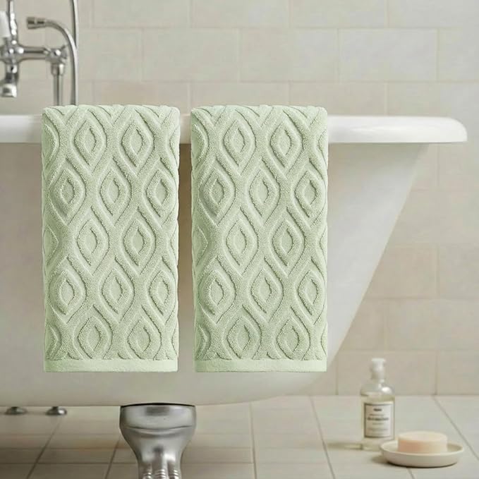 Artoid Mode 2 Pcs Light Green 3D Diamond Grid Jacquard Hand Towels