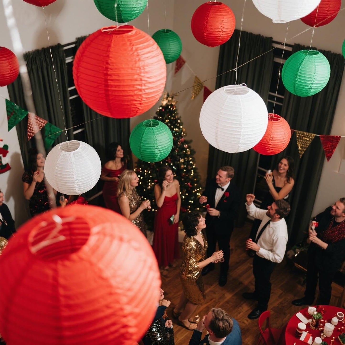 KUNYYI Red -White and Green Paper Lanterns 12Pcs Hanging Lanterns for Christmas Theme, Wedding, Birthday Party, Baby Shower Festive Decoration