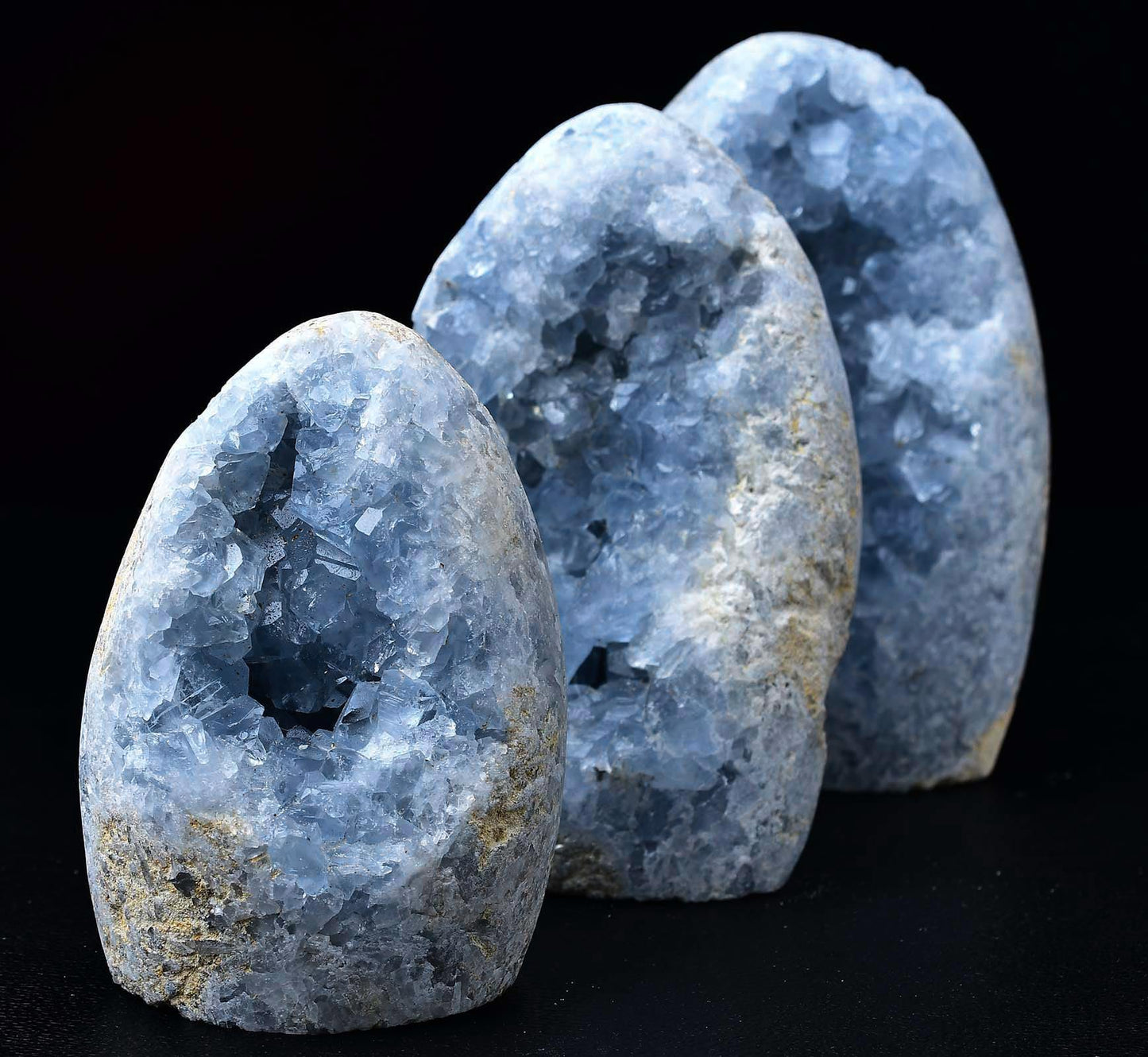 FZBHRO Natural Blue Celestite Cluster Geode Healing Crystal Stone Collection Mineral Specimen Home Office Decor Meditation Gifts 0.6-0.8 Pound